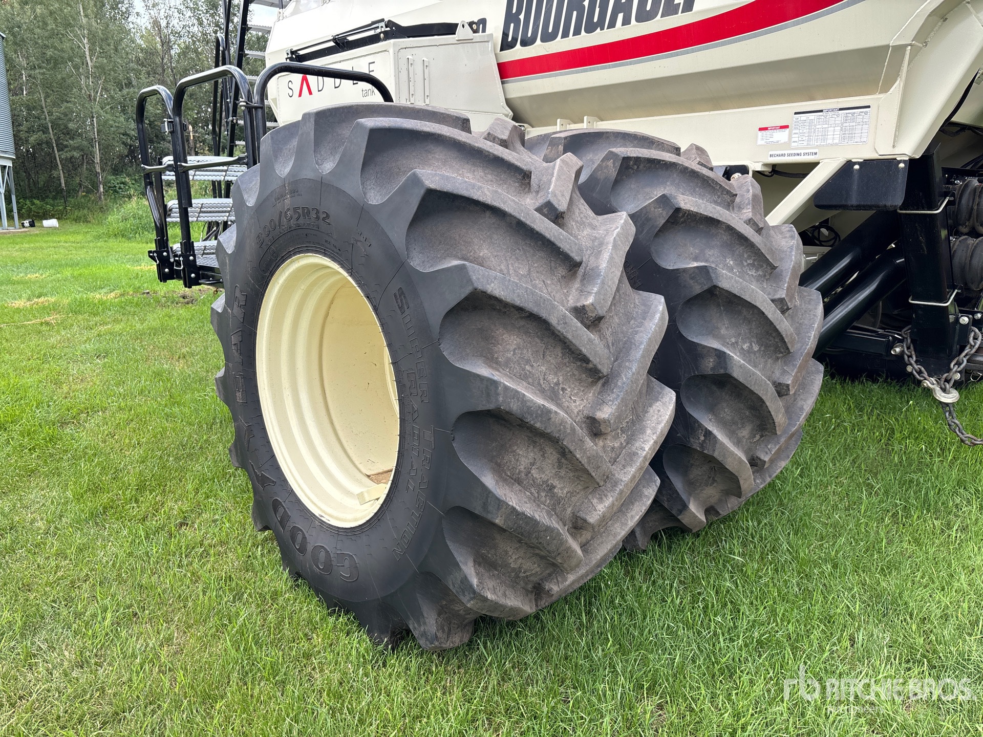 2017 Bourgault 3320 XTC