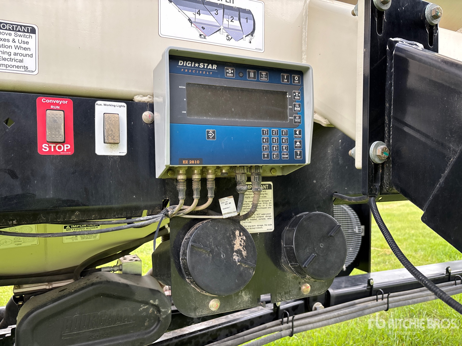 2017 Bourgault 3320 XTC