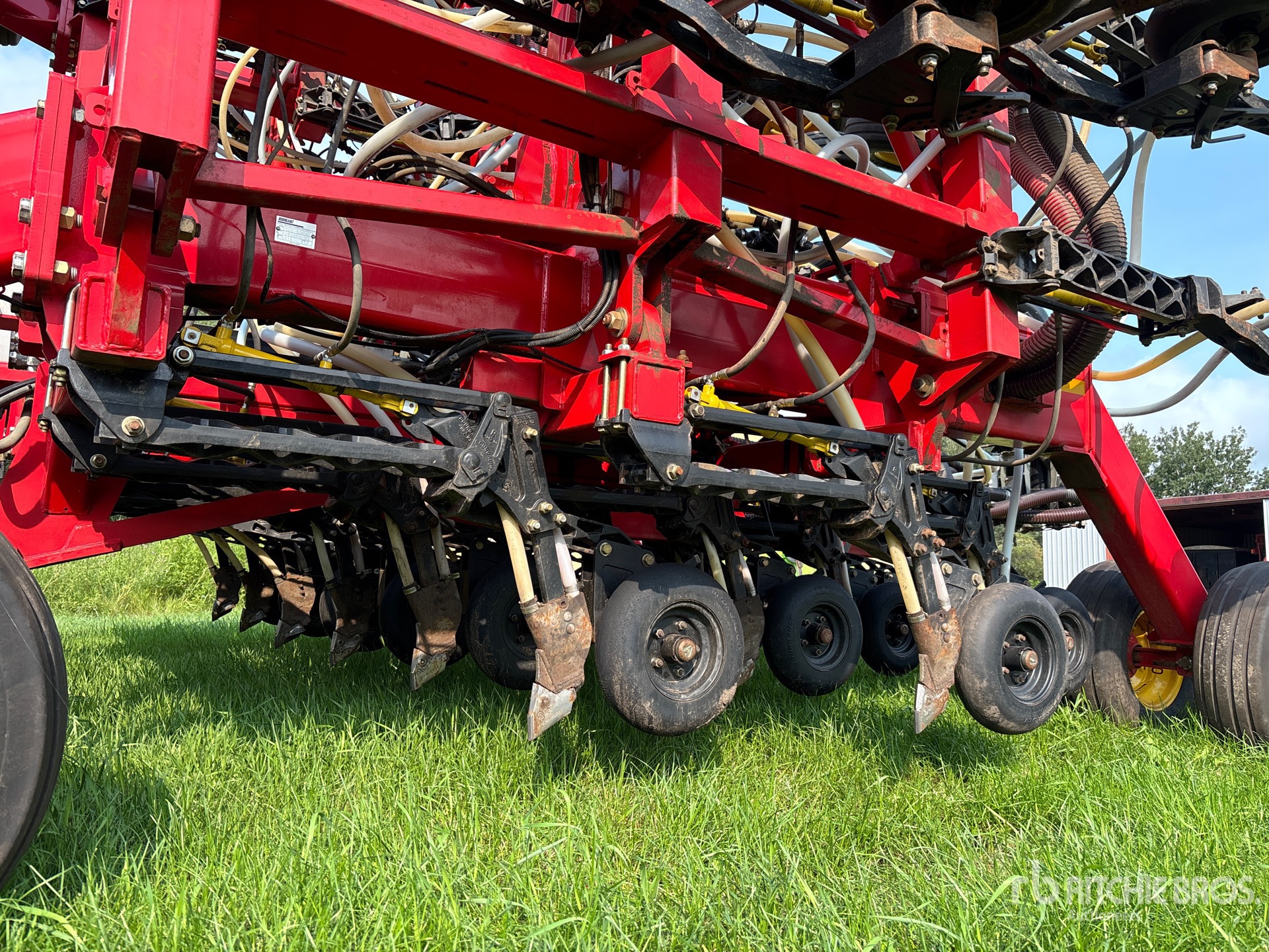 2017 Bourgault 3320 XTC
