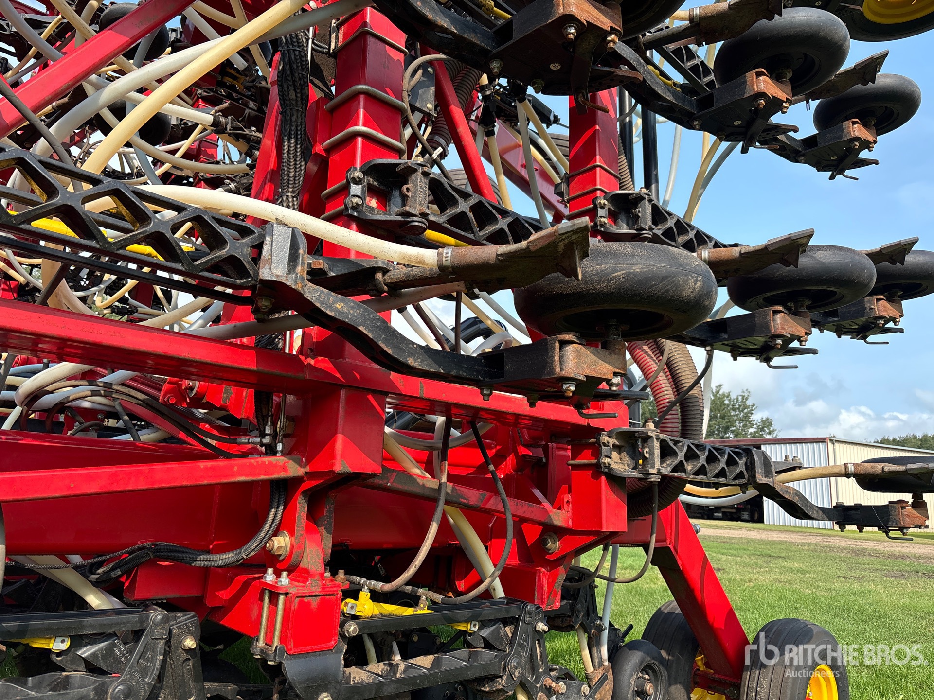 2017 Bourgault 3320 XTC