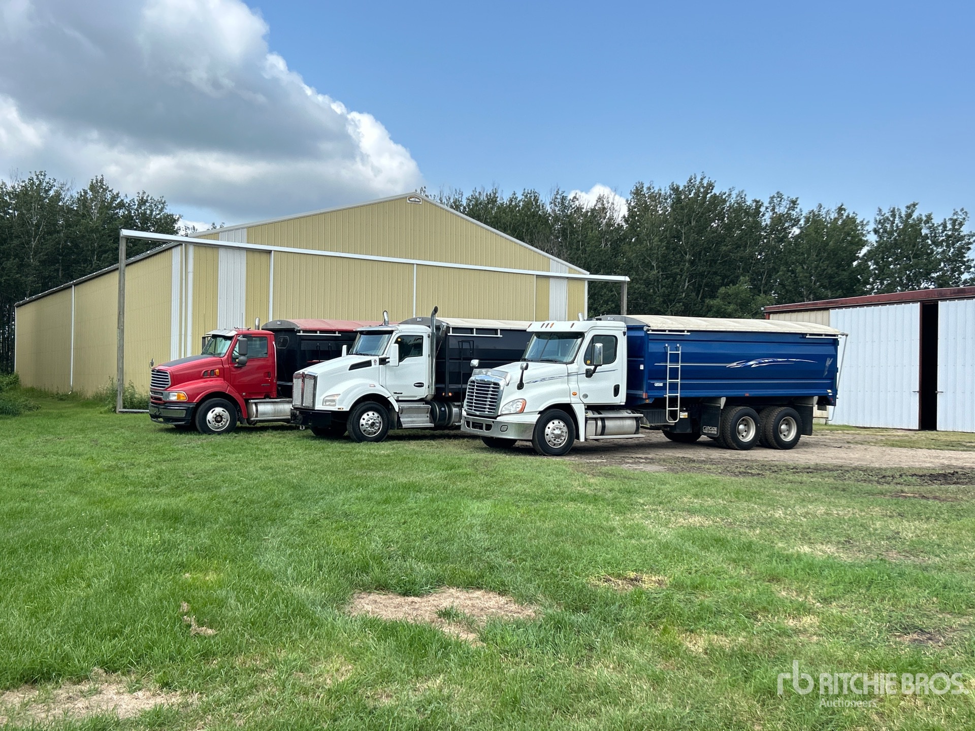 2015 Freightliner 6x4 T/A
