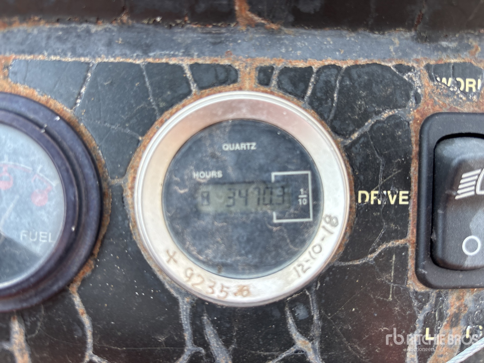 2004 John Deere 210LE