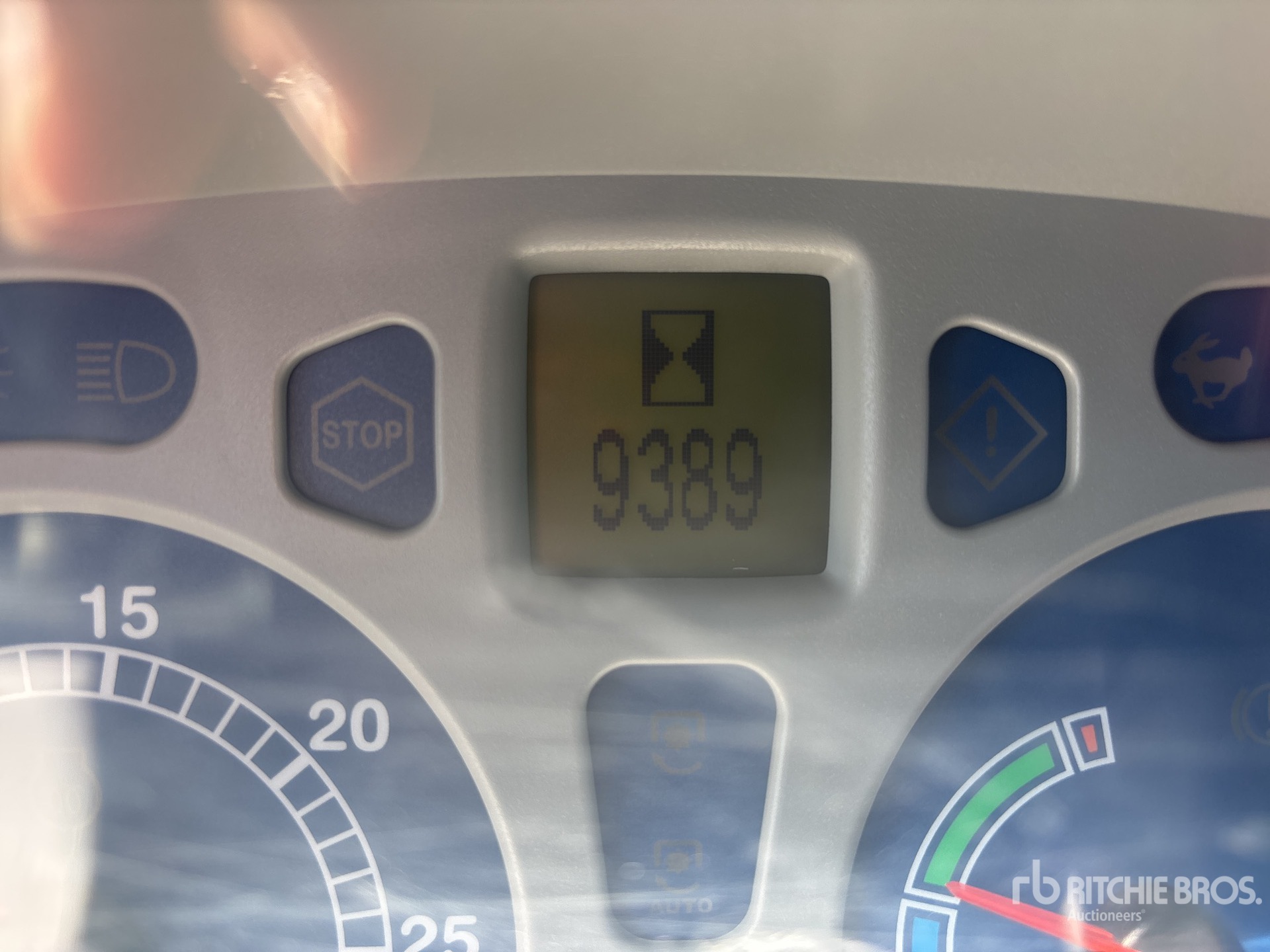 General Appearance with Hour Meter / Odometer