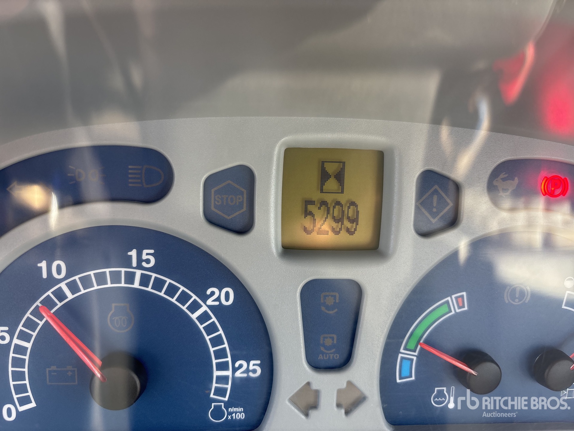 General Appearance with Hour Meter / Odometer