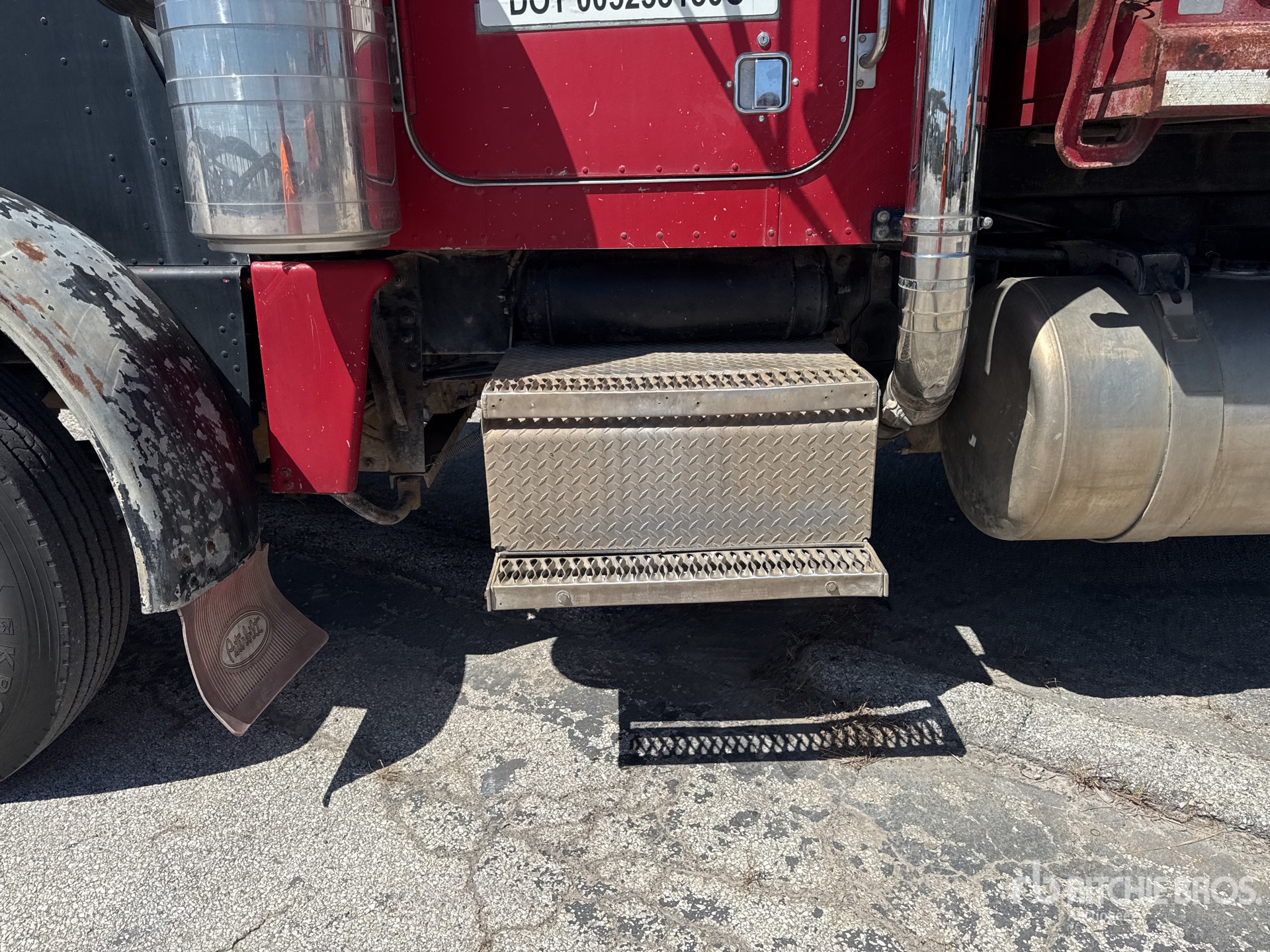 1984 Peterbilt 359