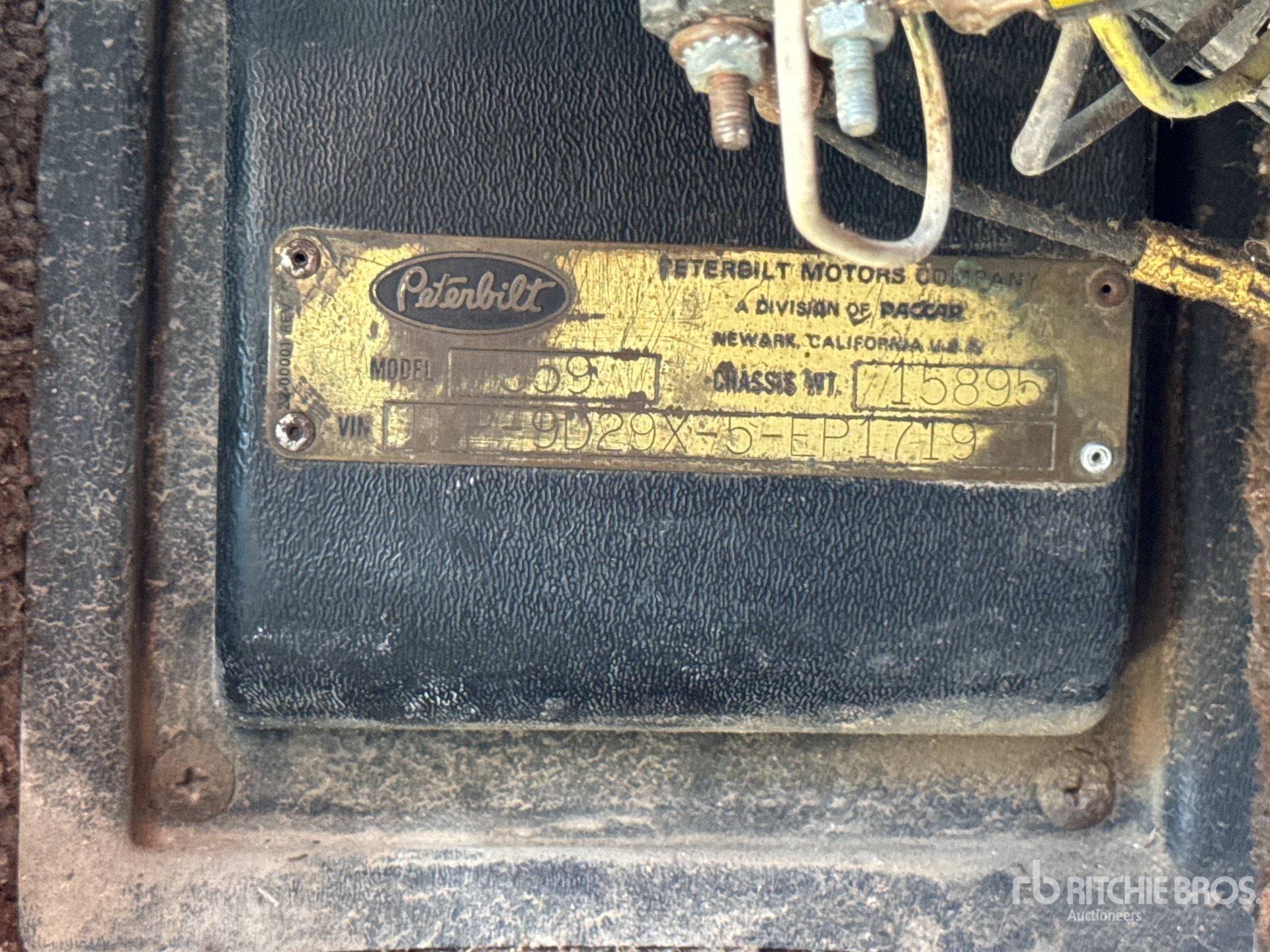 1984 Peterbilt 359