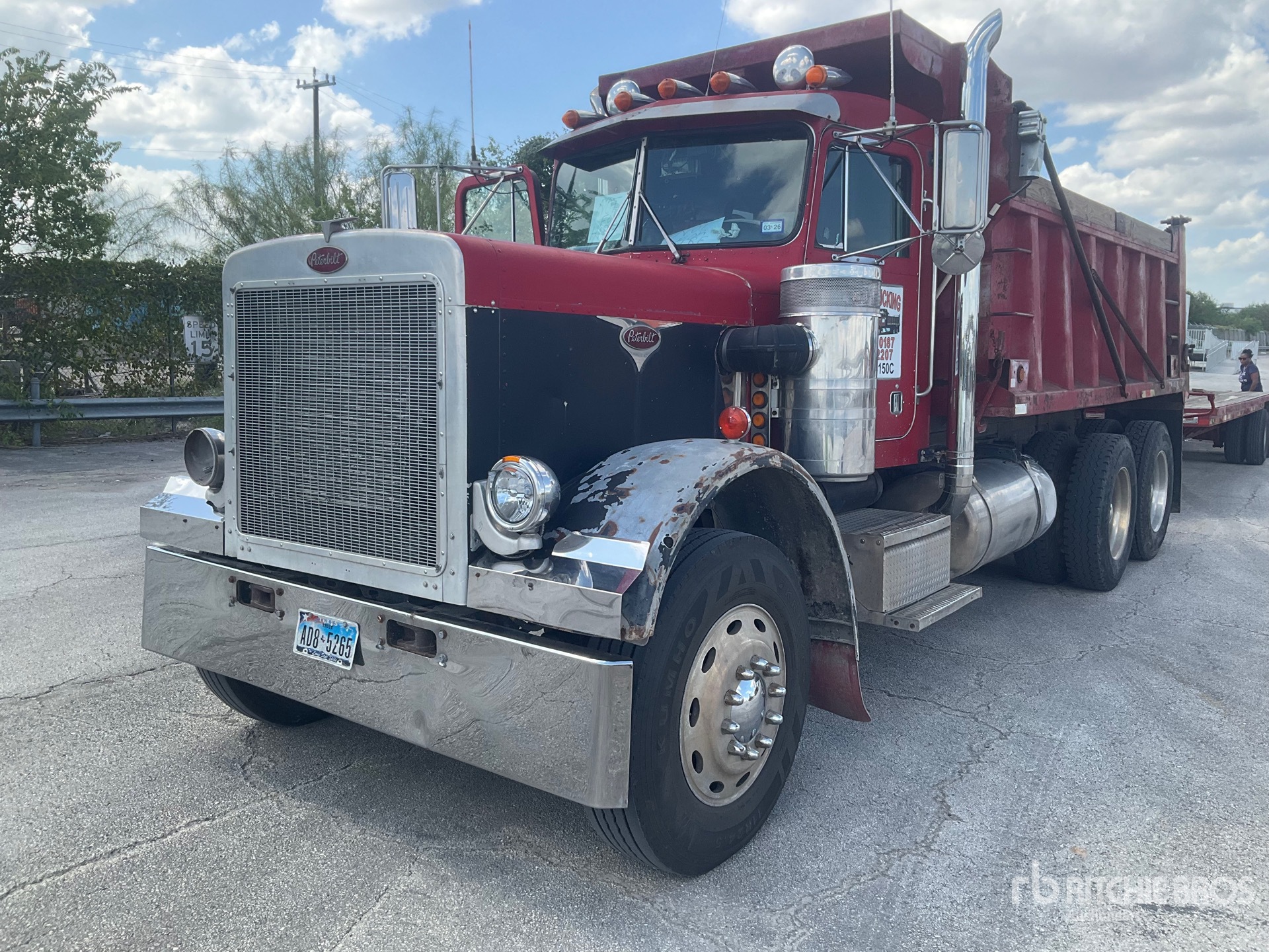 1984 Peterbilt 359