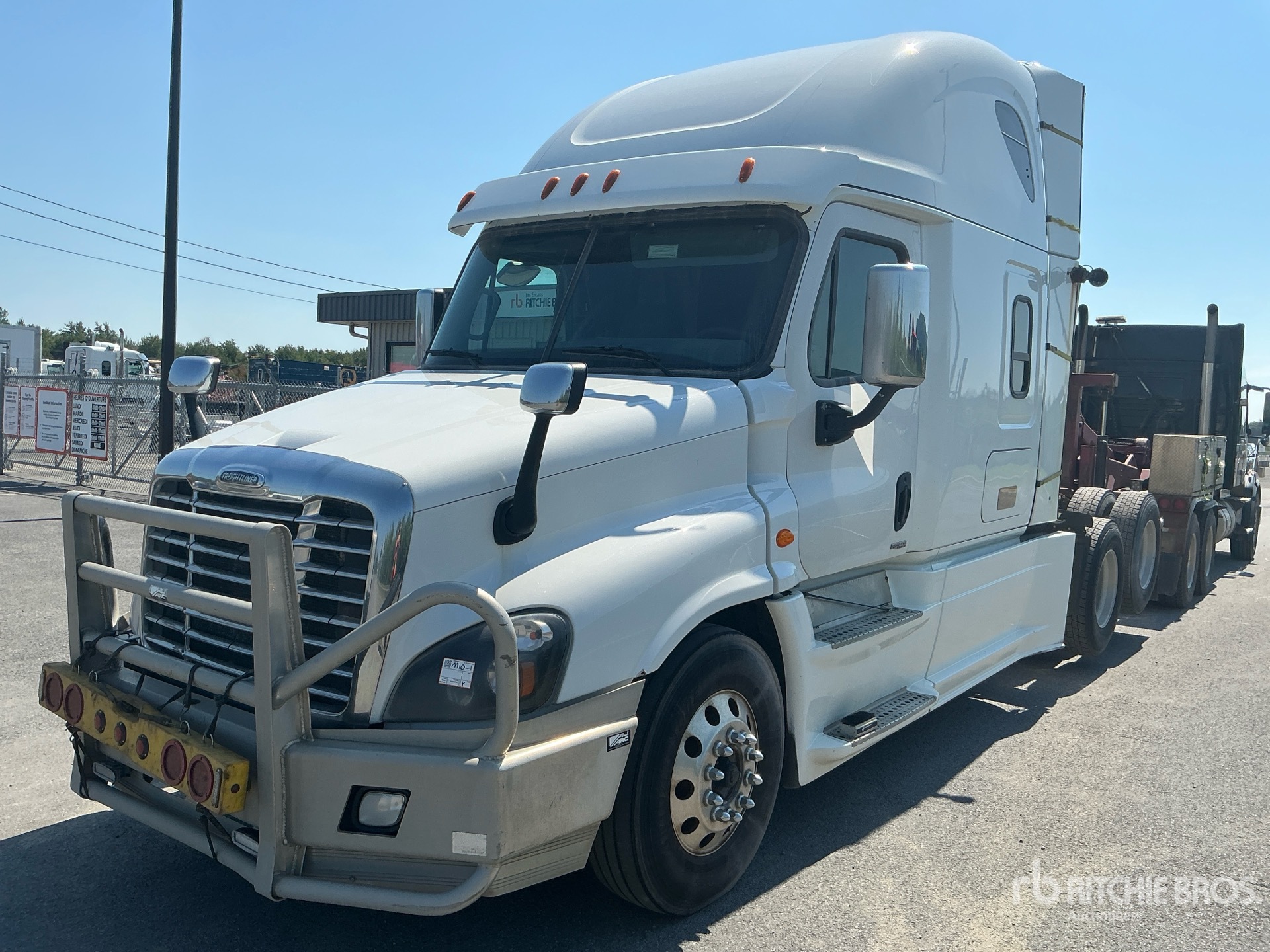 2017 Freightliner CASCADIA 125