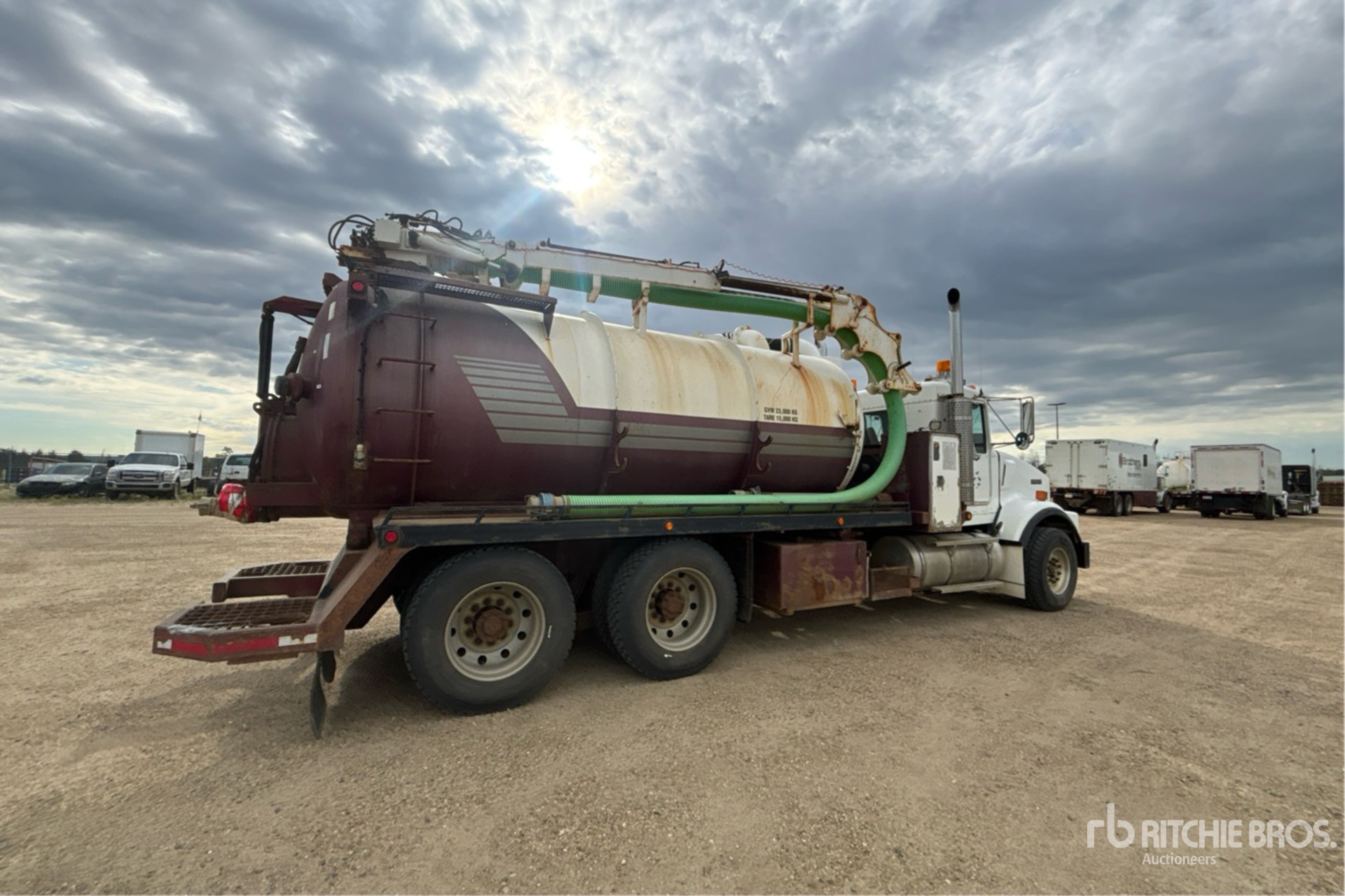 2003 Kenworth T-800