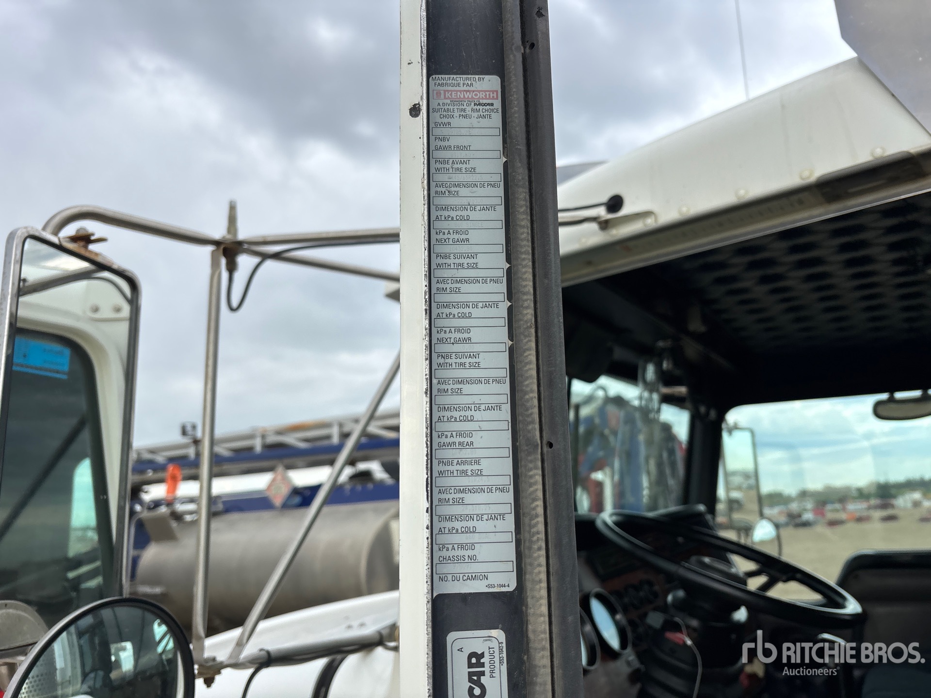 2003 Kenworth T-800