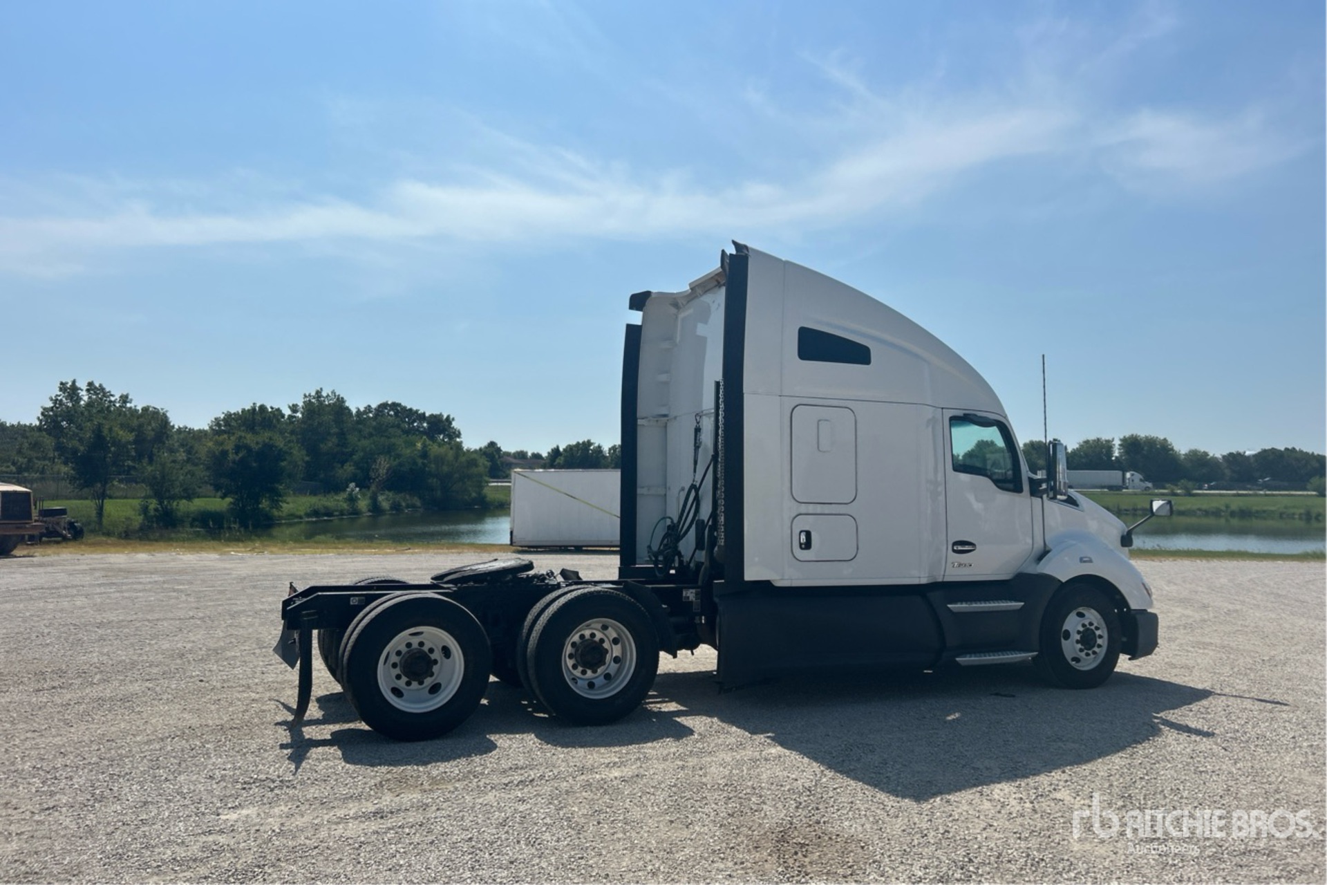 2022 Kenworth T680