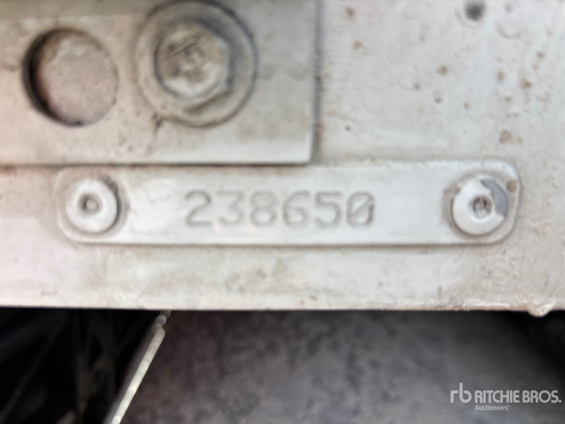 2023 Kenworth T680