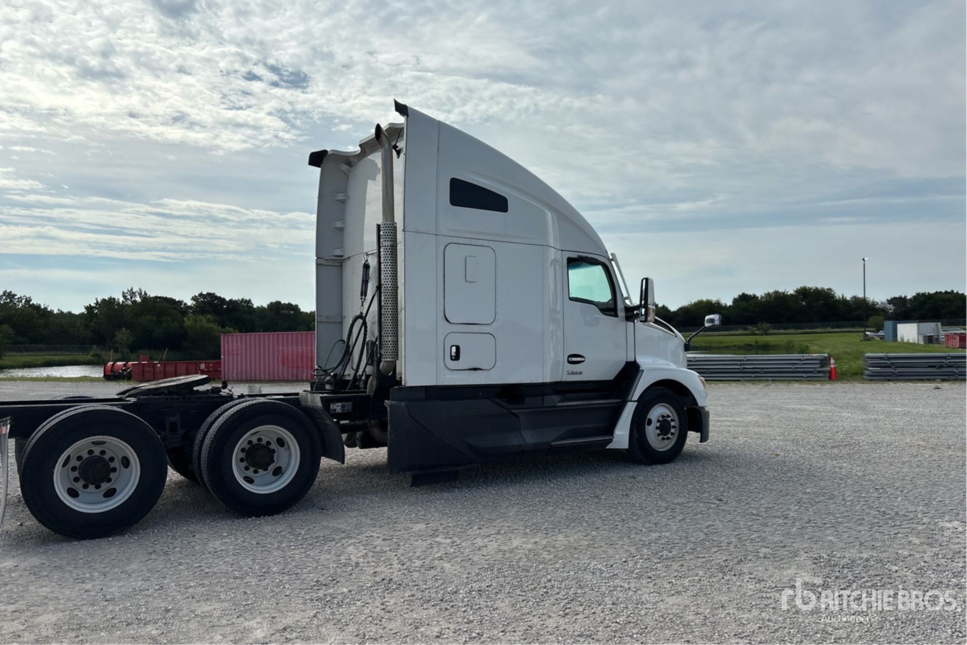 2023 Kenworth T680
