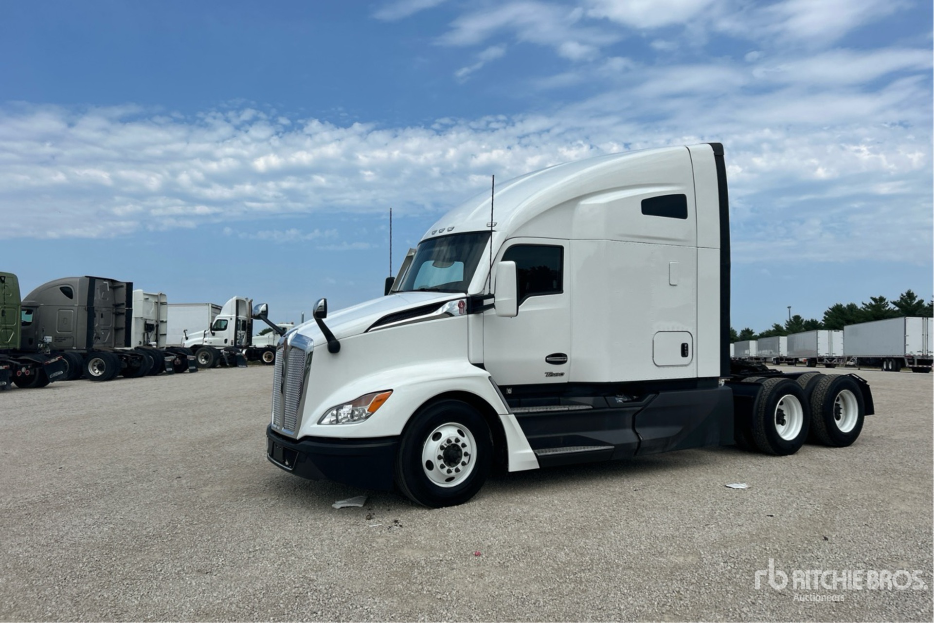 2023 Kenworth T680