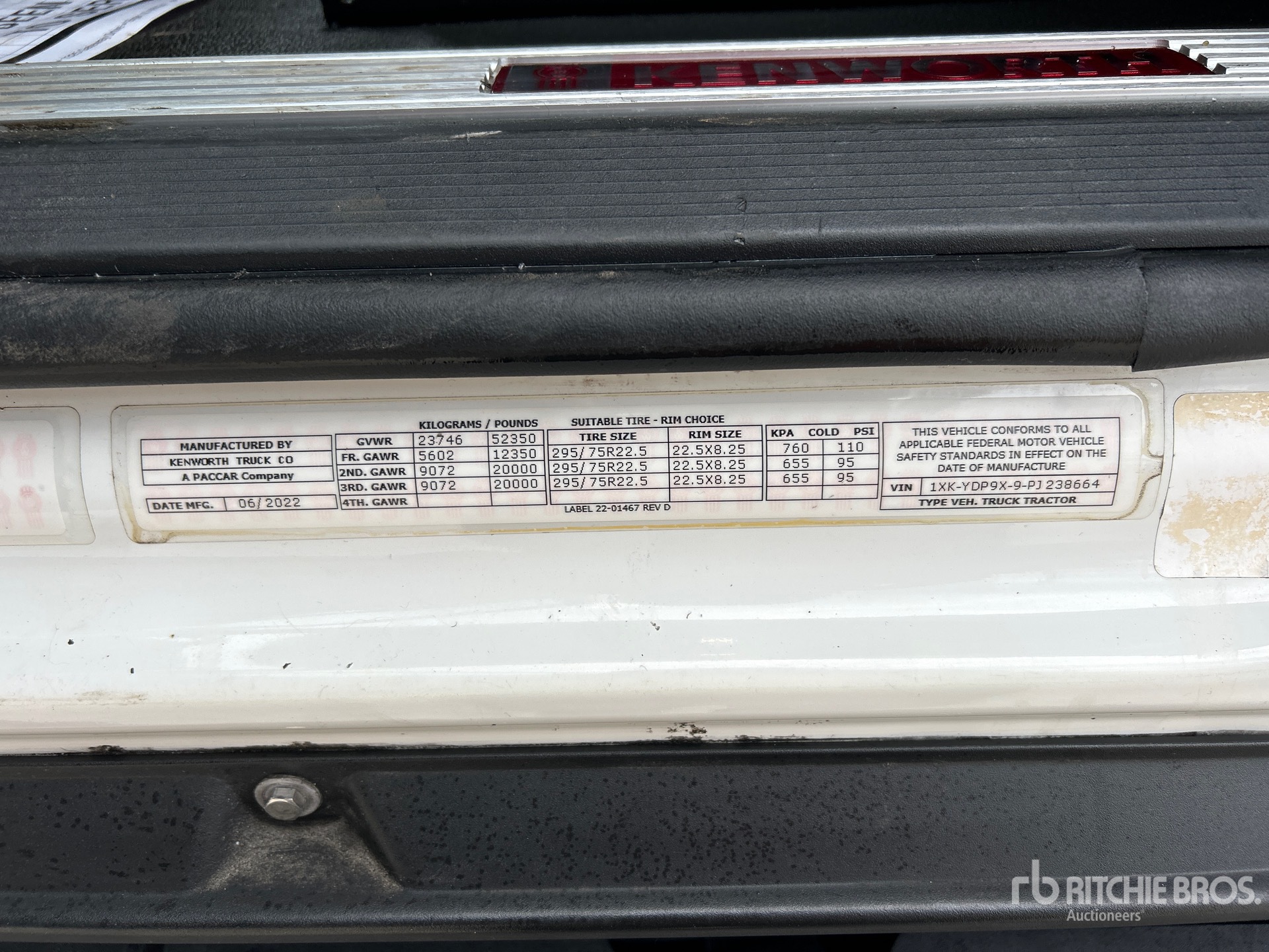 2023 Kenworth T680