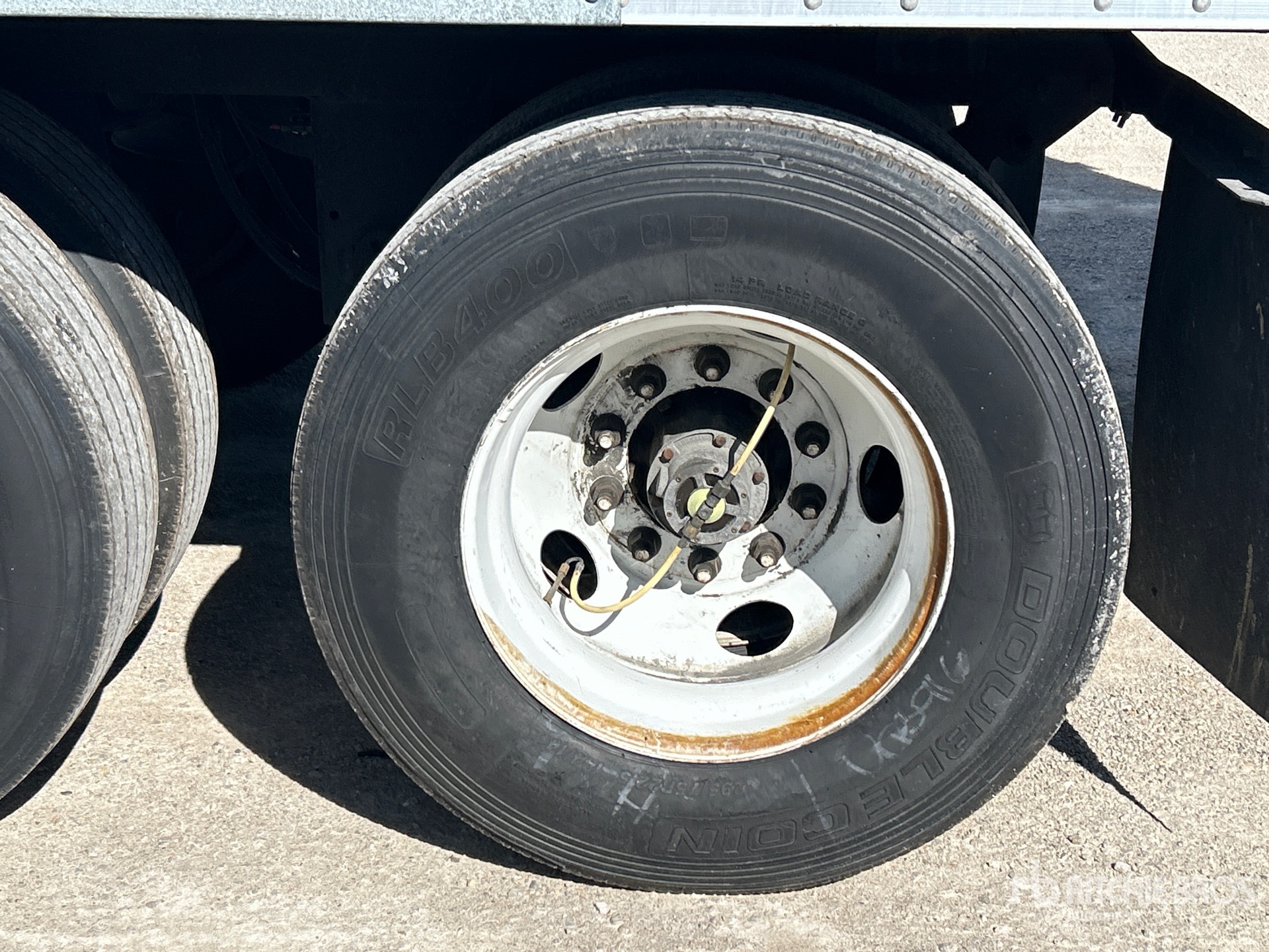 2023 Hyundai V12530152-AJS