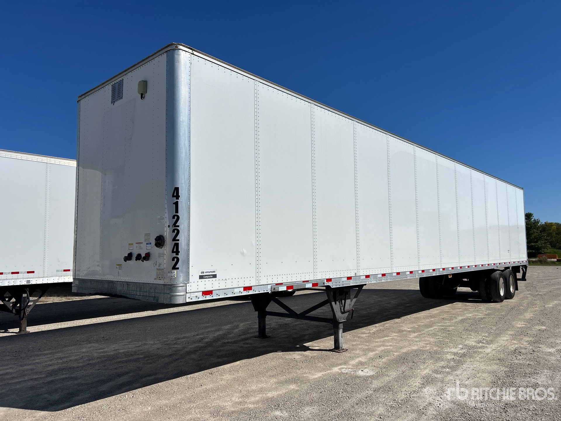 Photo of 2023 Hyundai V12530152-AJS