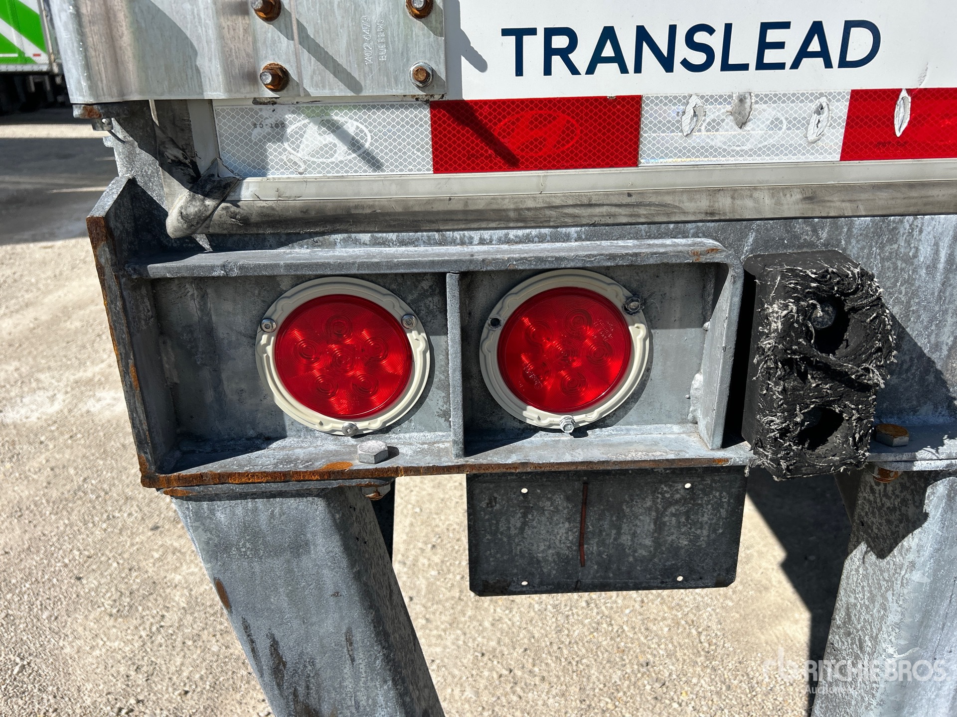 2023 Hyundai V12530152-AJS
