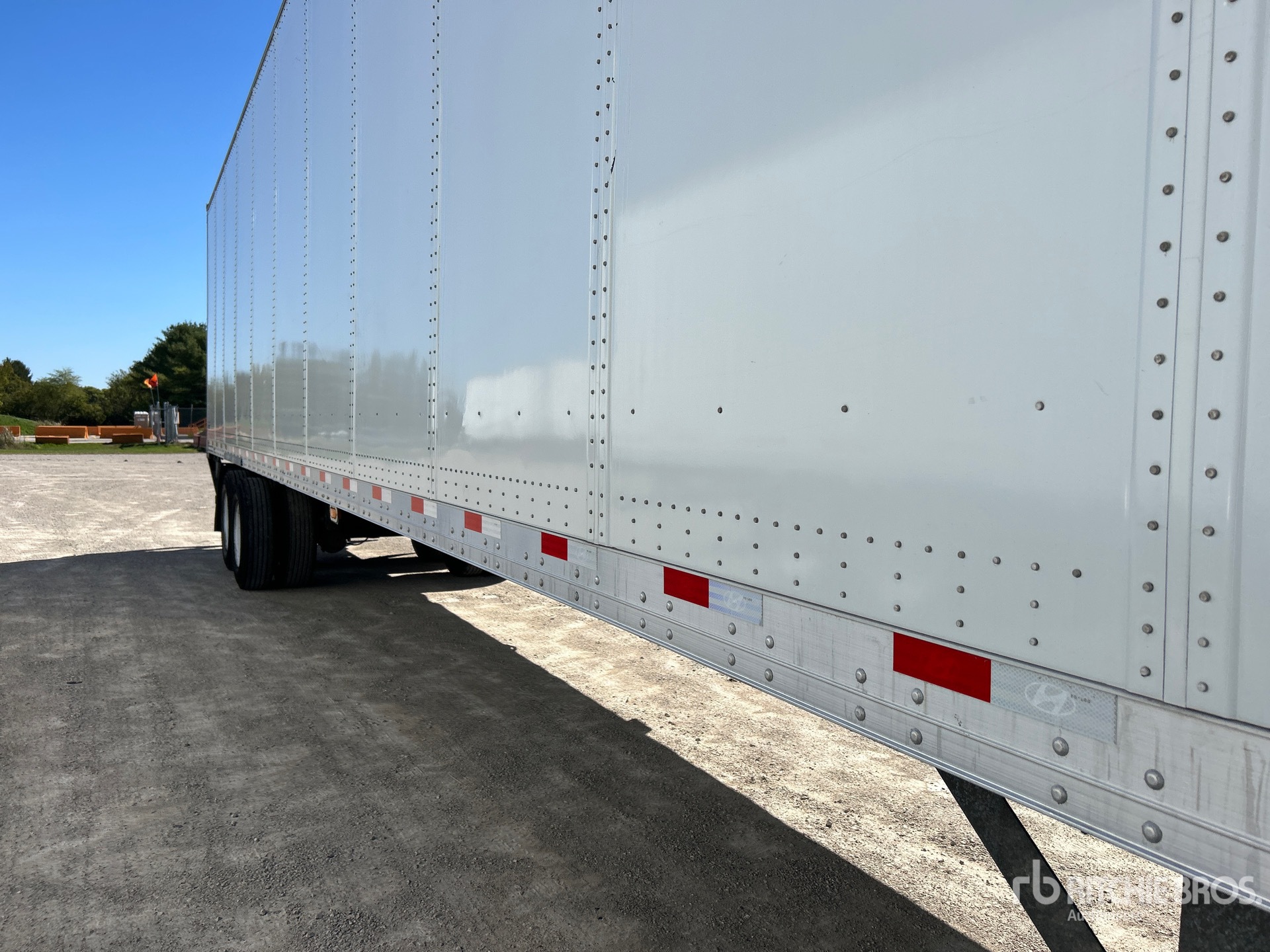 2023 Hyundai V12530152-AJS