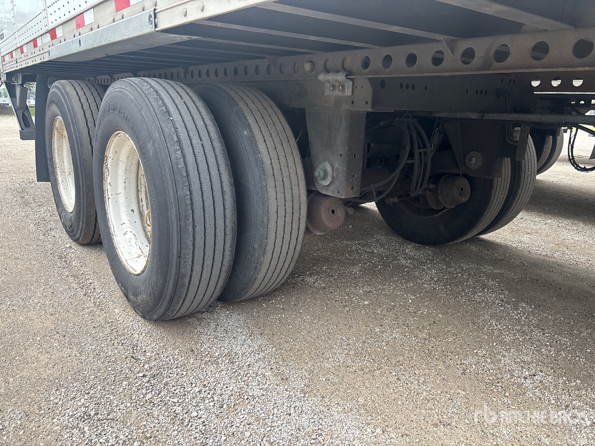 2023 Hyundai V12530152-AJS