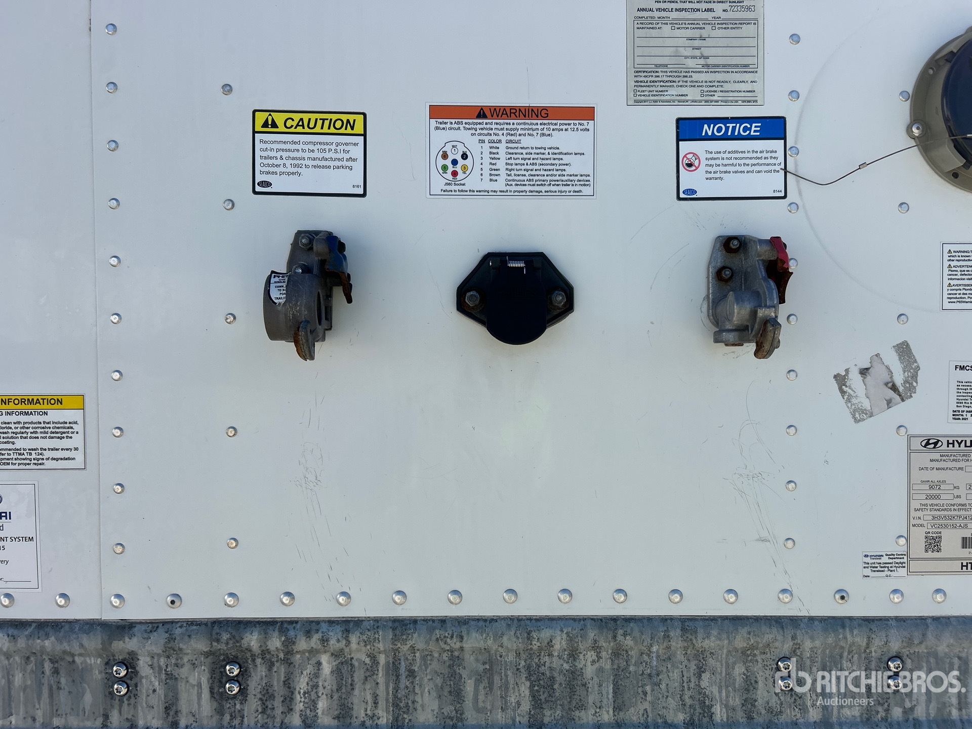 2023 Hyundai V12530152-AJS