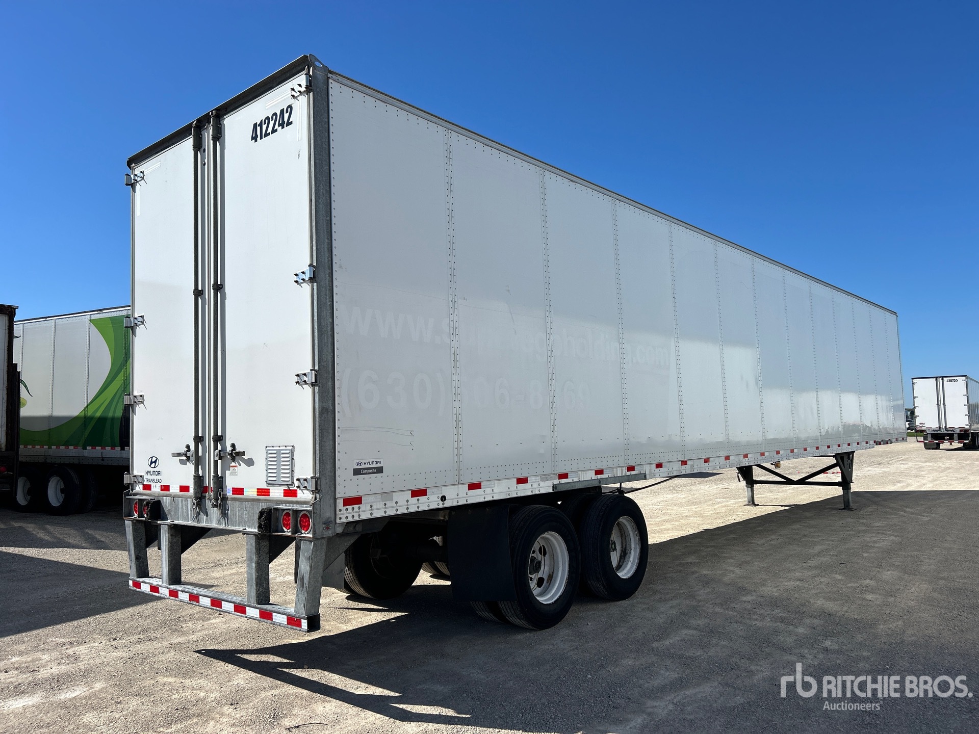 2023 Hyundai V12530152-AJS