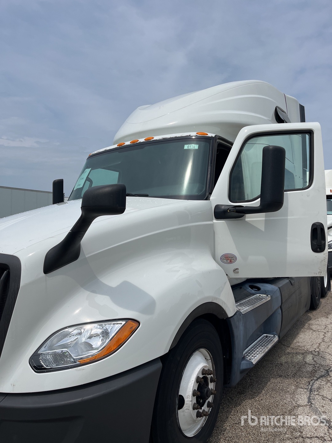 2024 International LT625