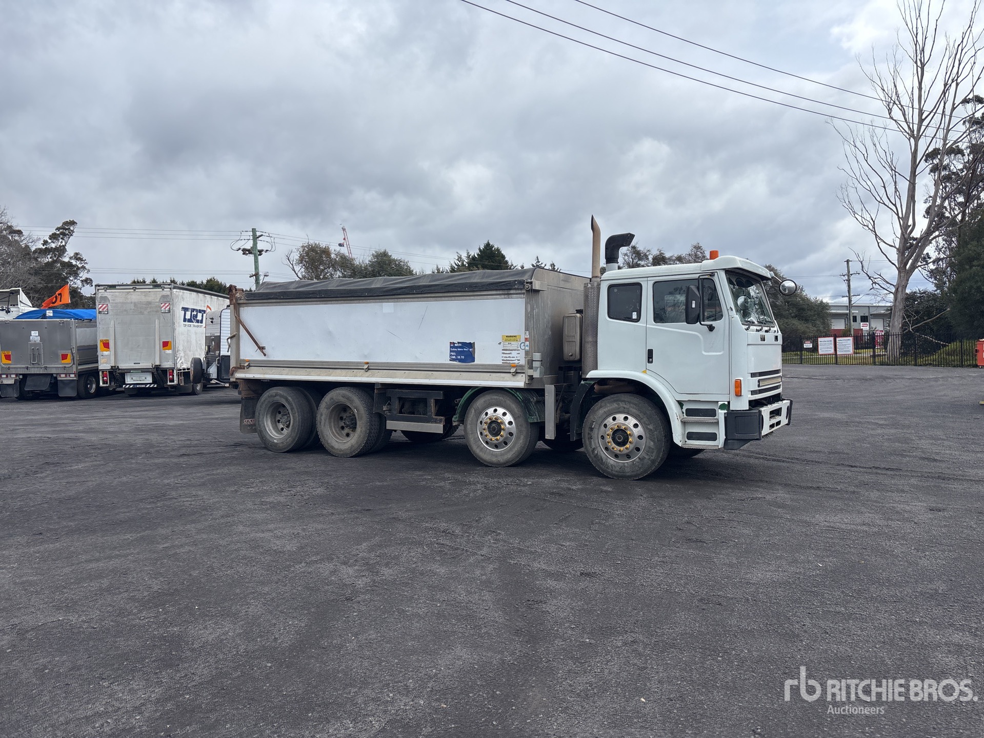 2007 Iveco 8x4 Twin-Steer