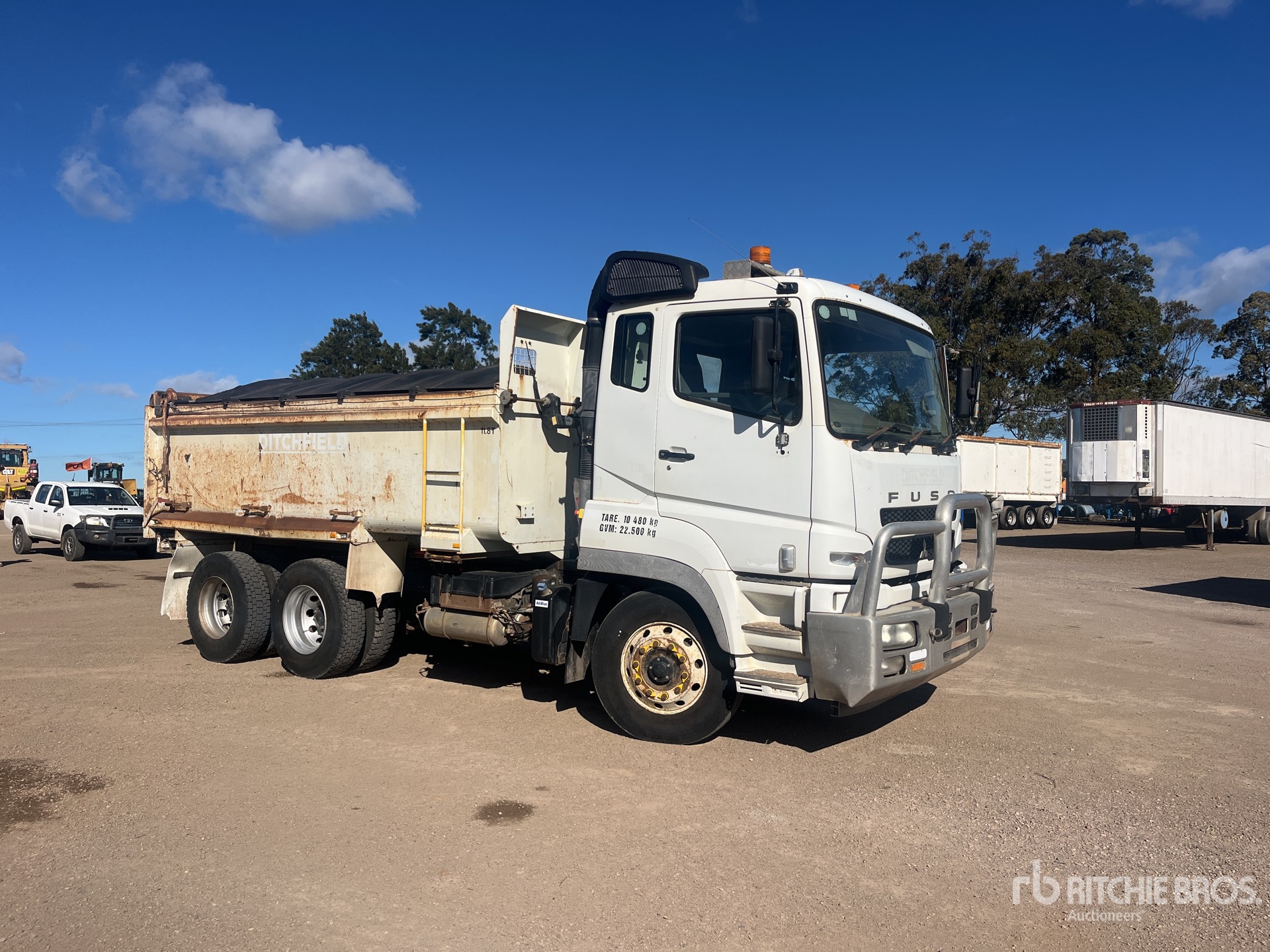 2013 Mitsubishi FUSO FV500