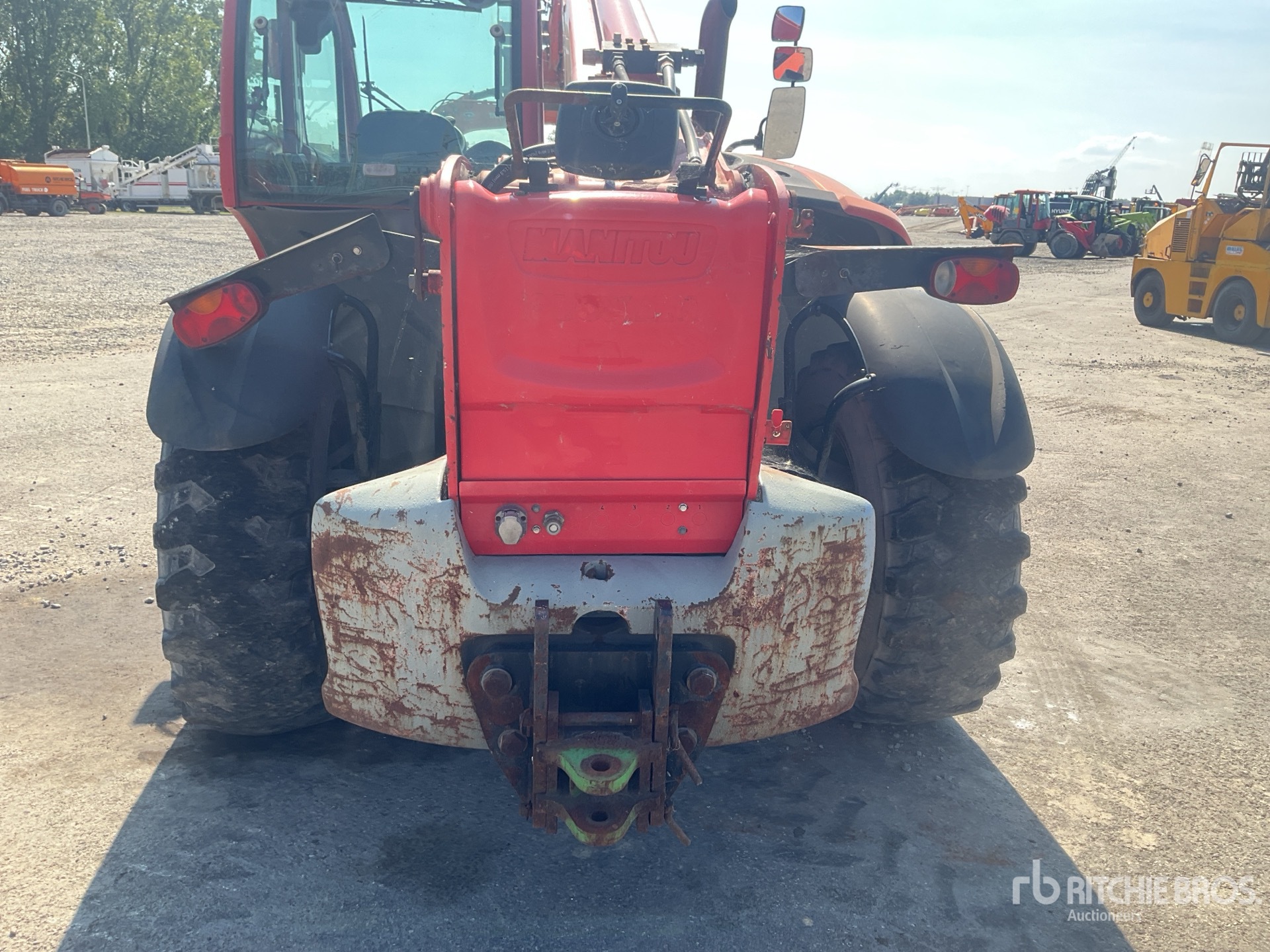 2016 Manitou MT1335