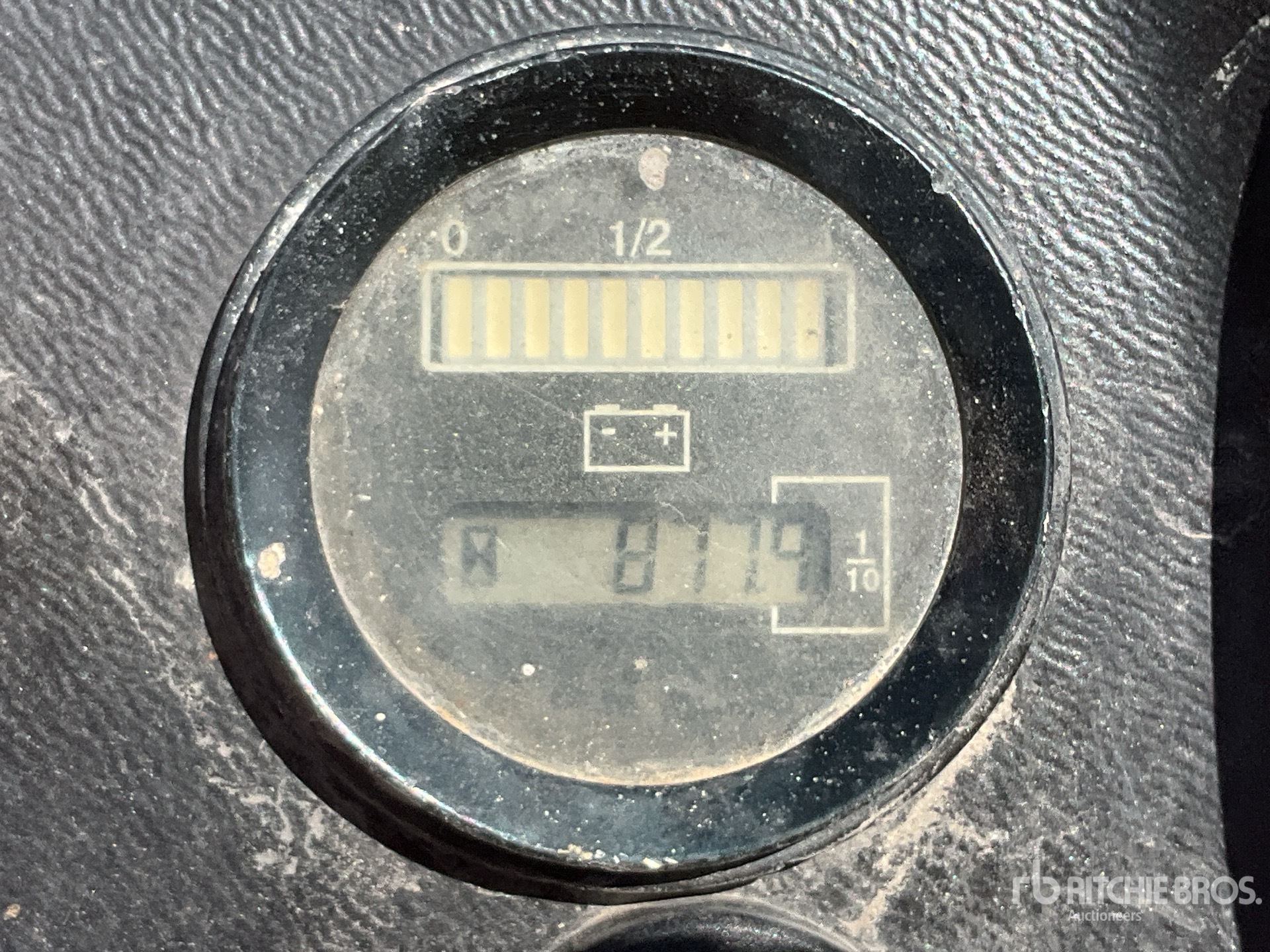2015 Yale MS16AC
