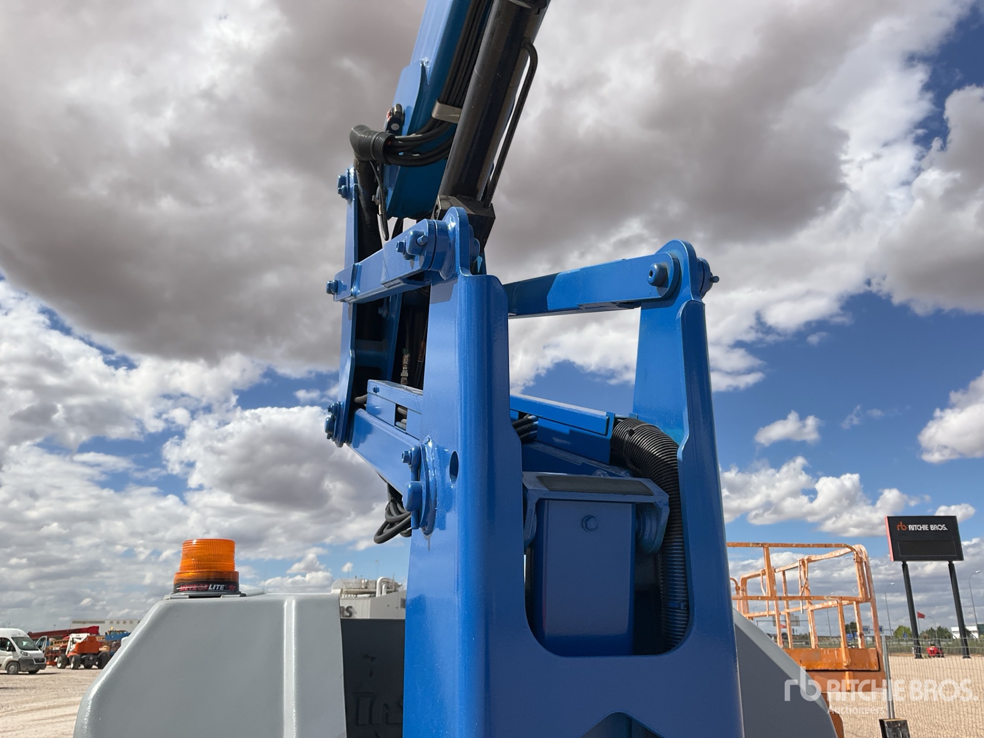 2015 Genie Z-30/20N RJ