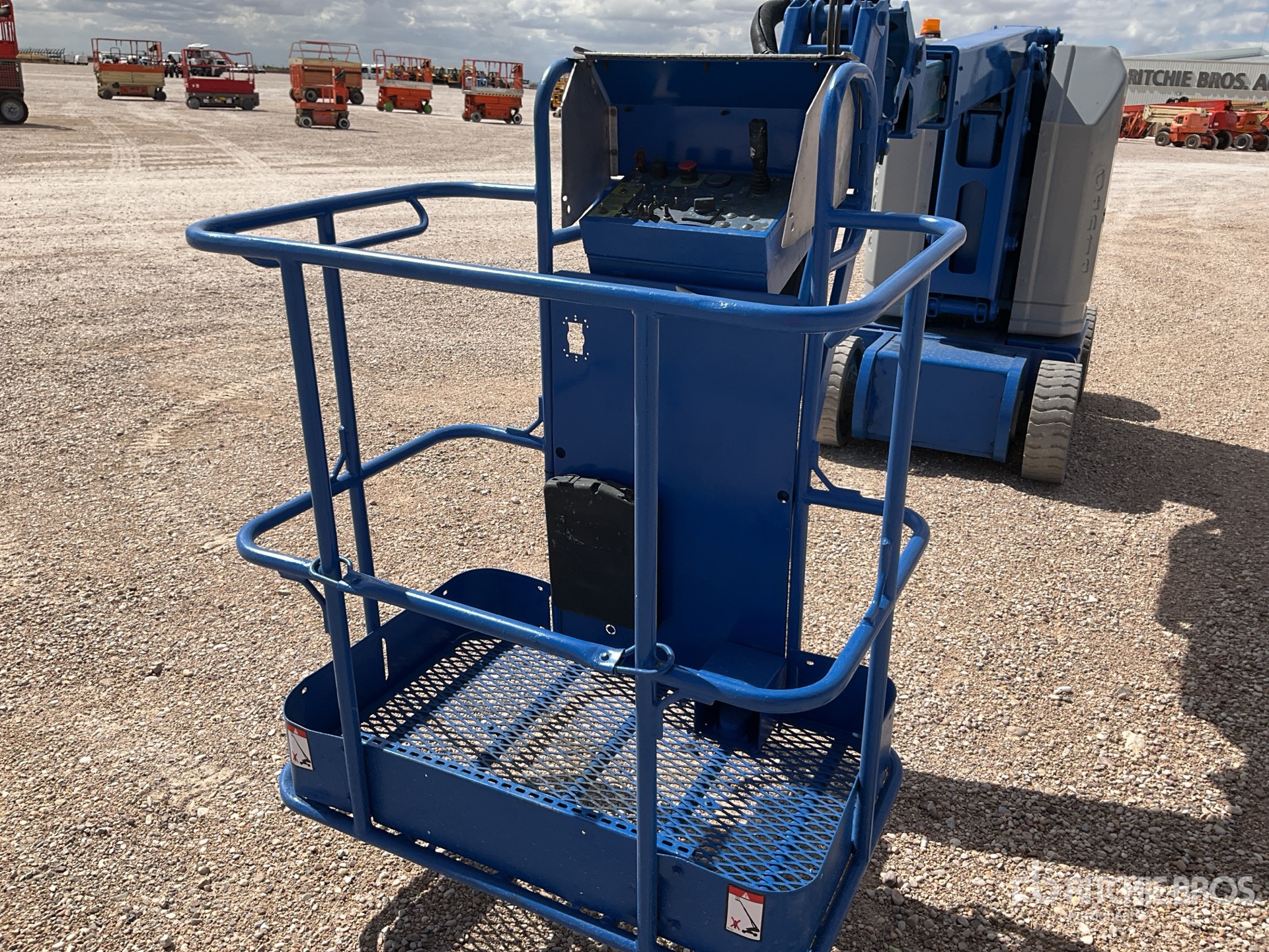 2015 Genie Z-30/20N RJ
