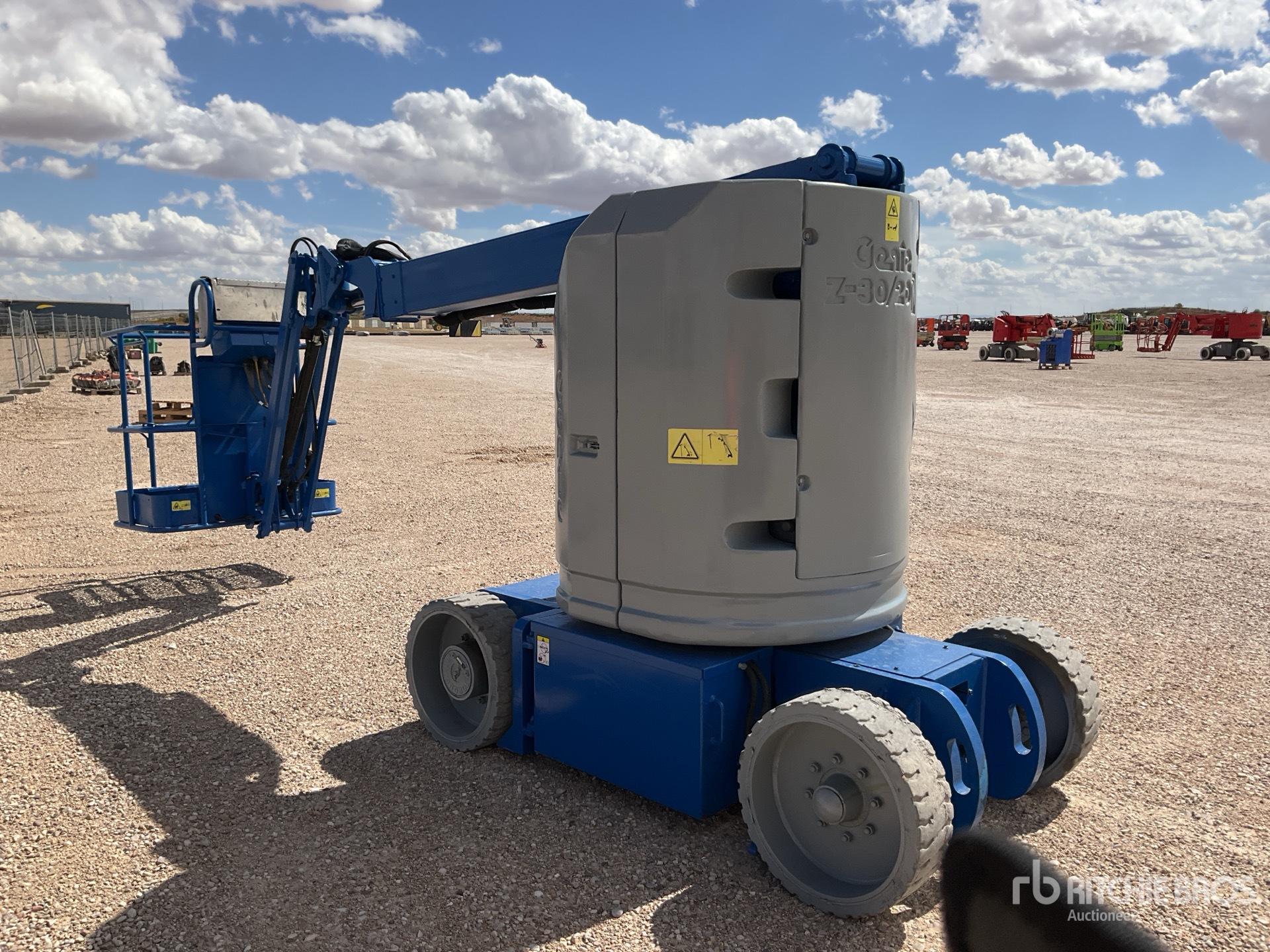2015 Genie Z-30/20N RJ