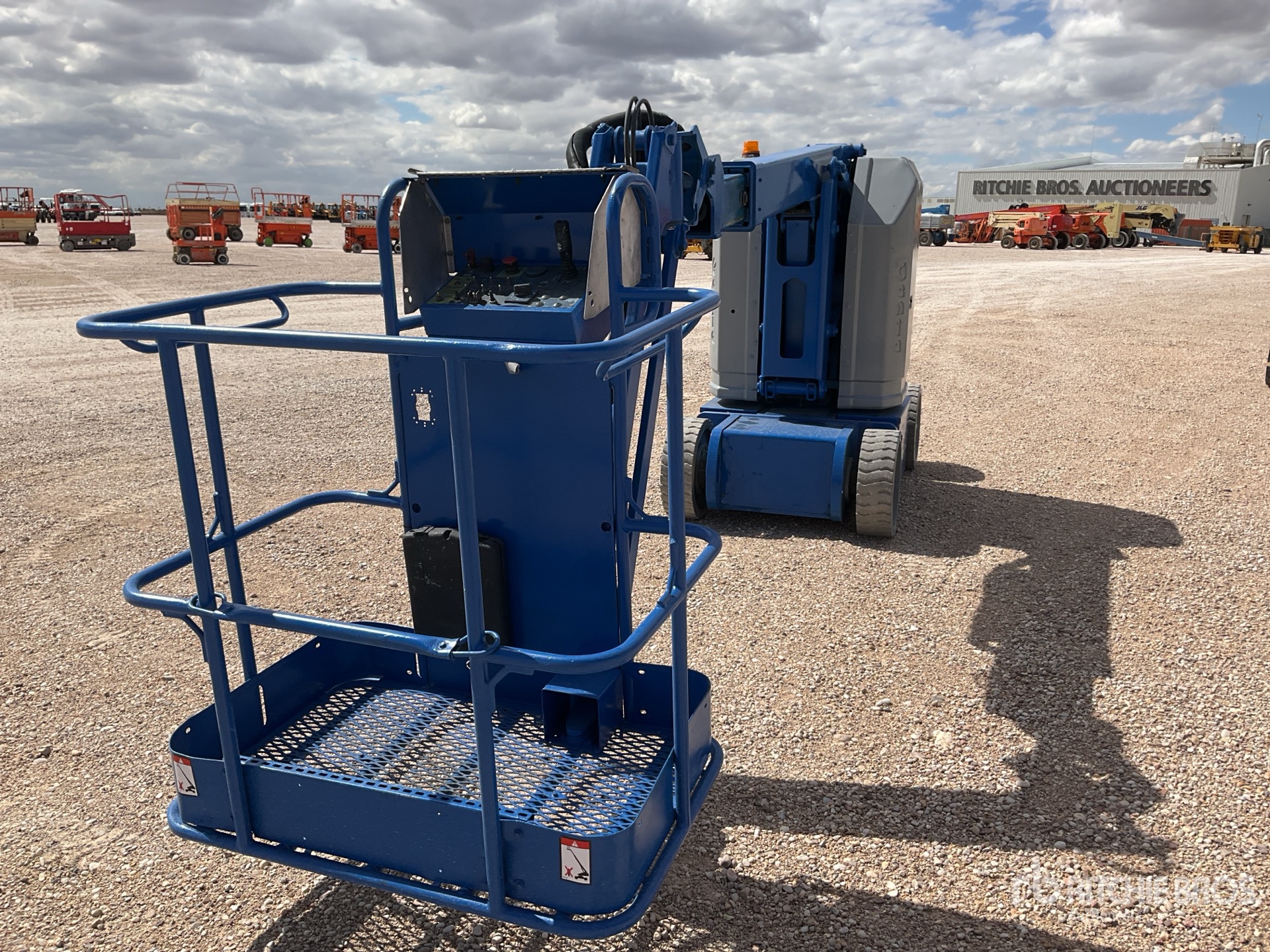 2015 Genie Z-30/20N RJ