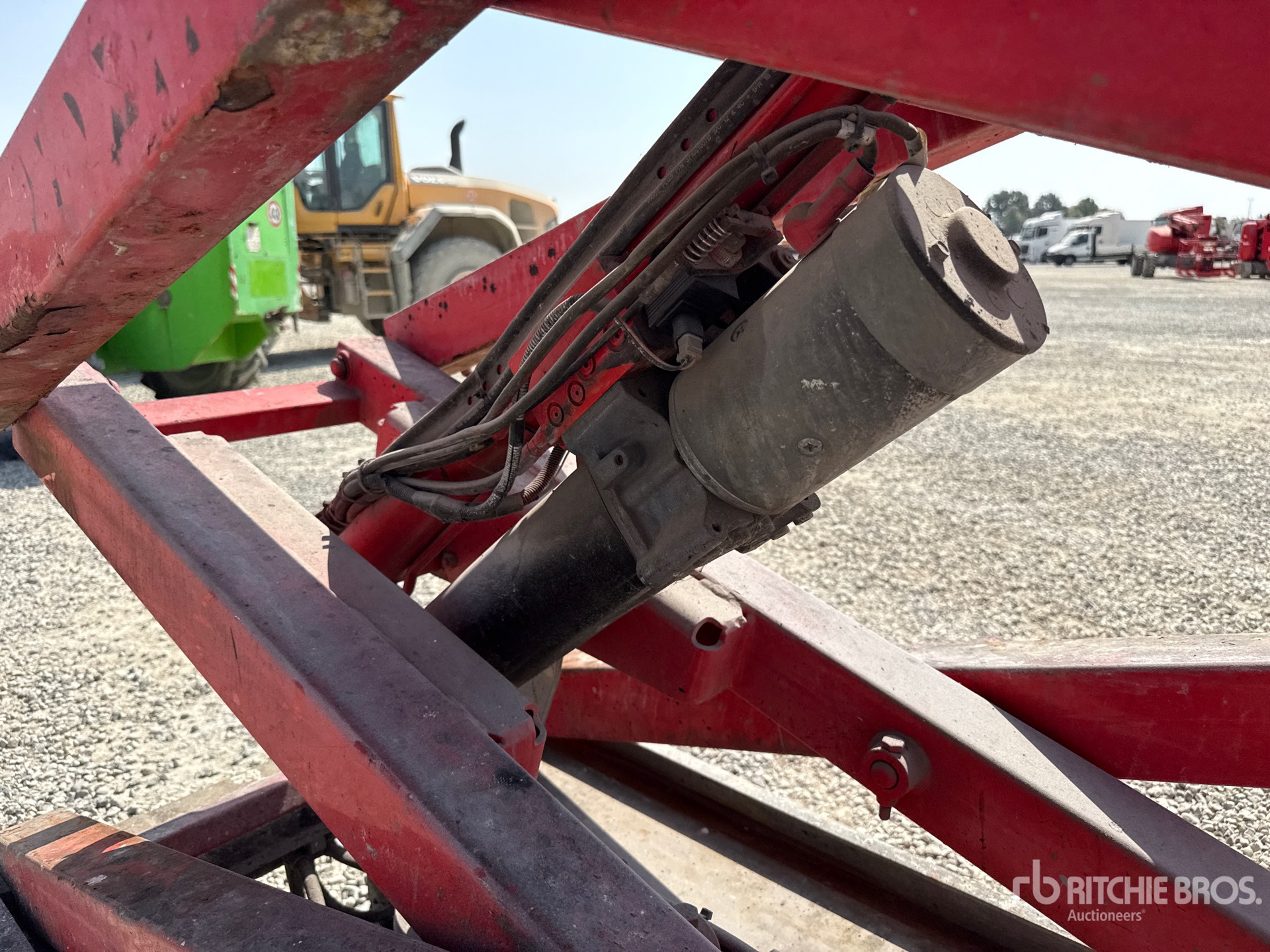 2008 JLG 1930ES