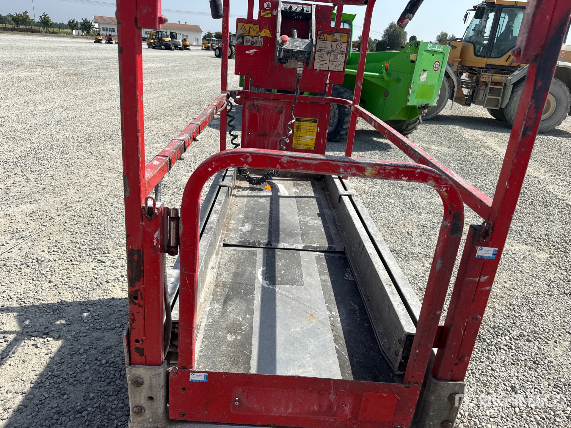 2008 JLG 1930ES