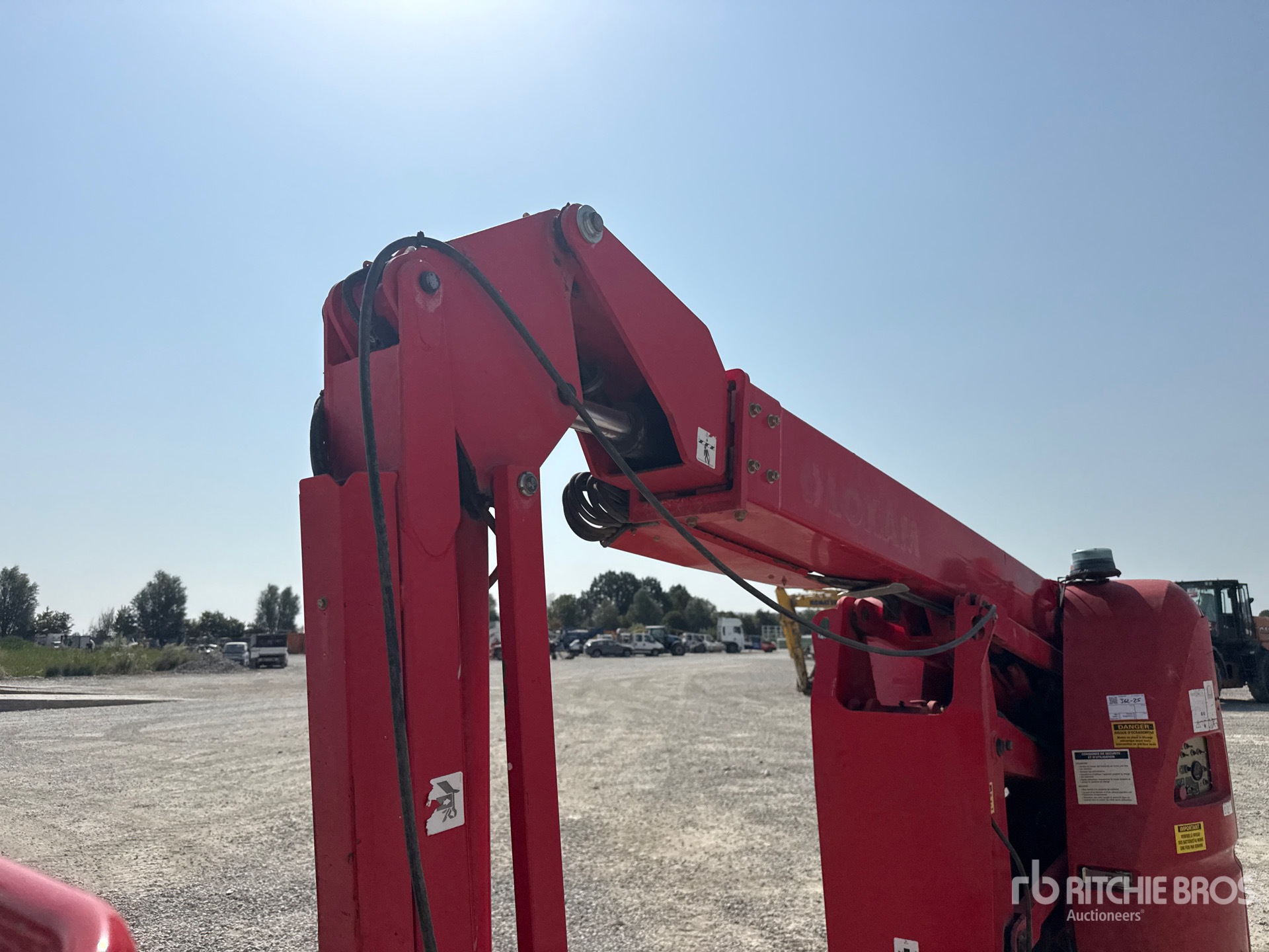 2017 Manitou 120 AETJC 2