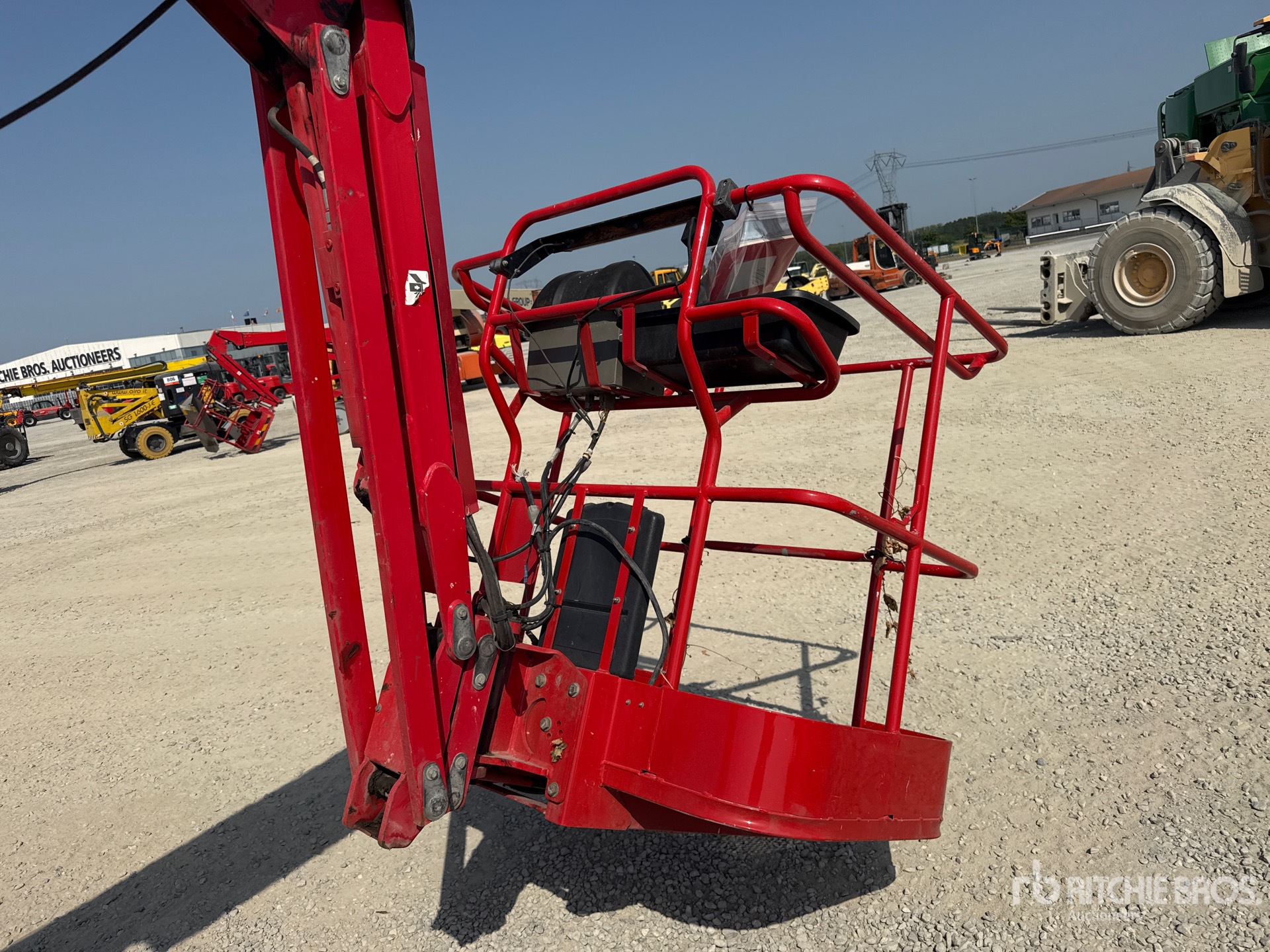 2017 Manitou 120 AETJC 2