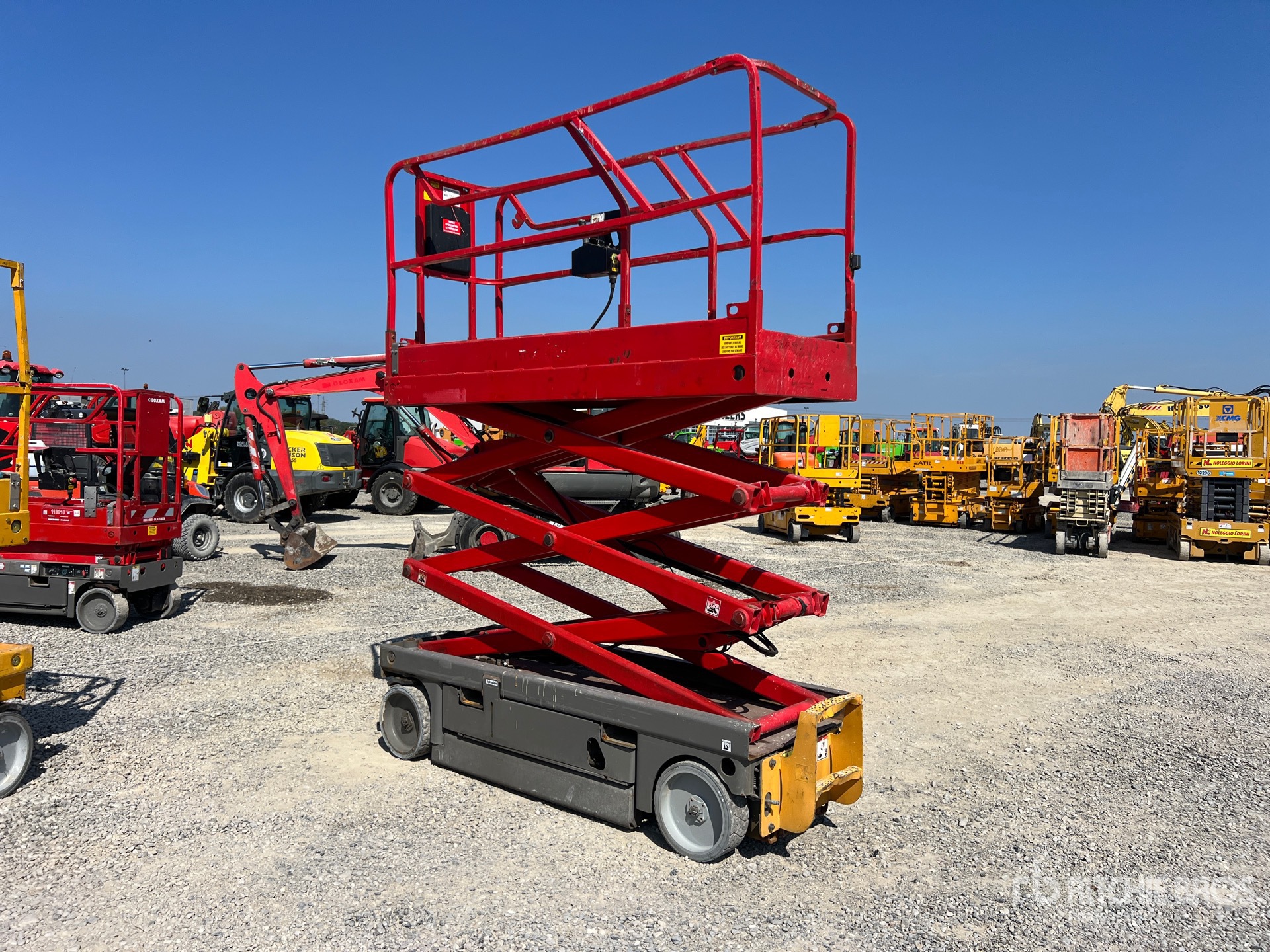 2008 Haulotte COMPACT8