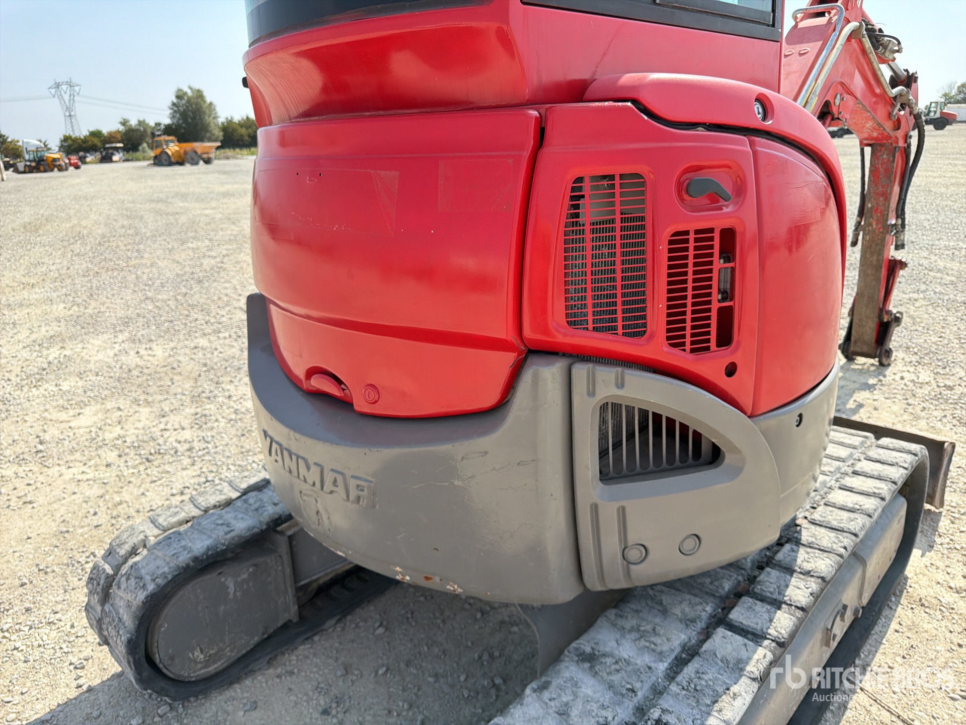 2013 Yanmar VIO25