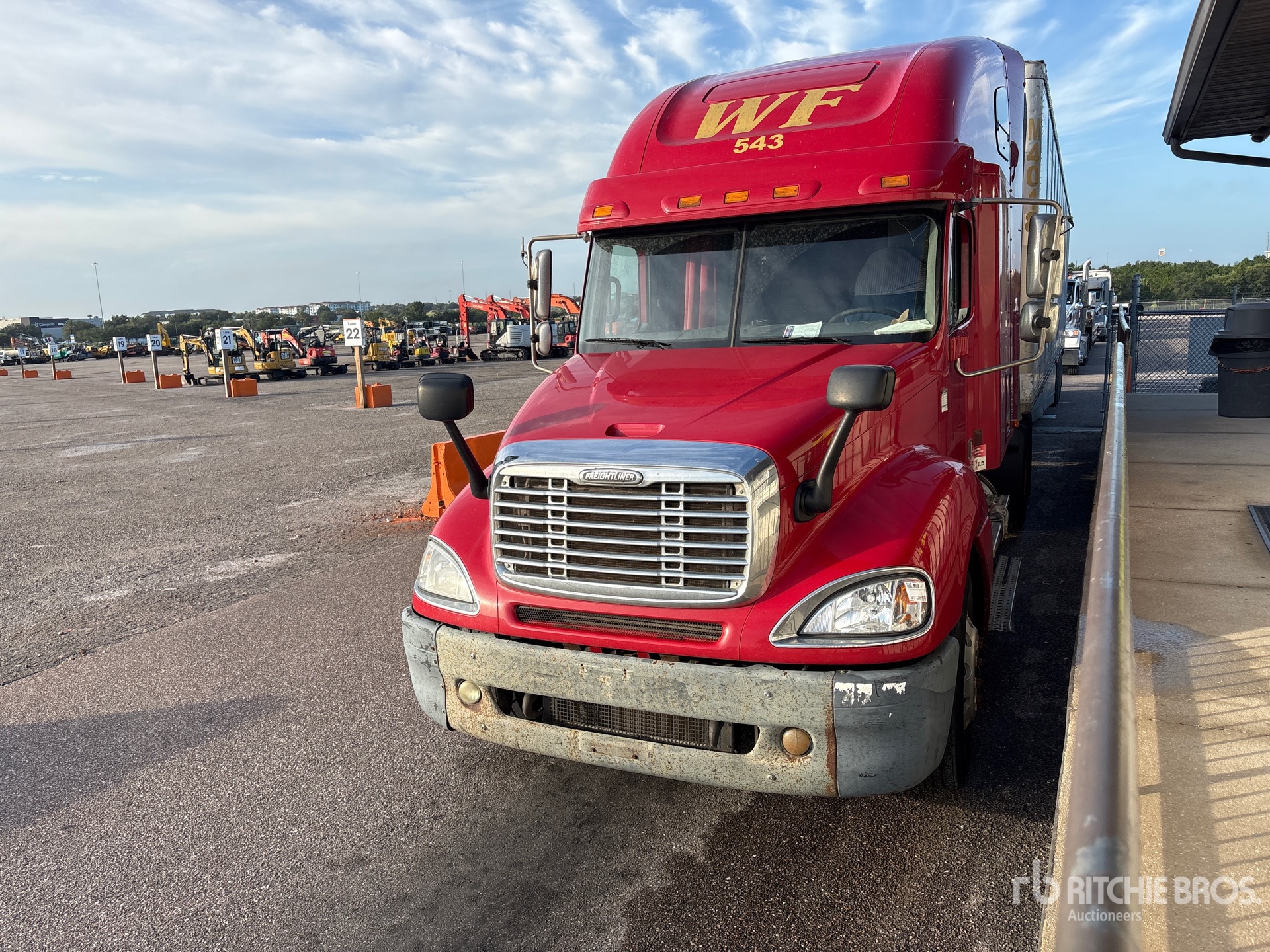 2007 Freightliner Columbia 120