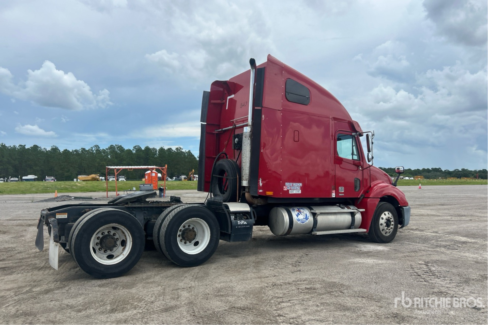 2007 Freightliner Columbia 120