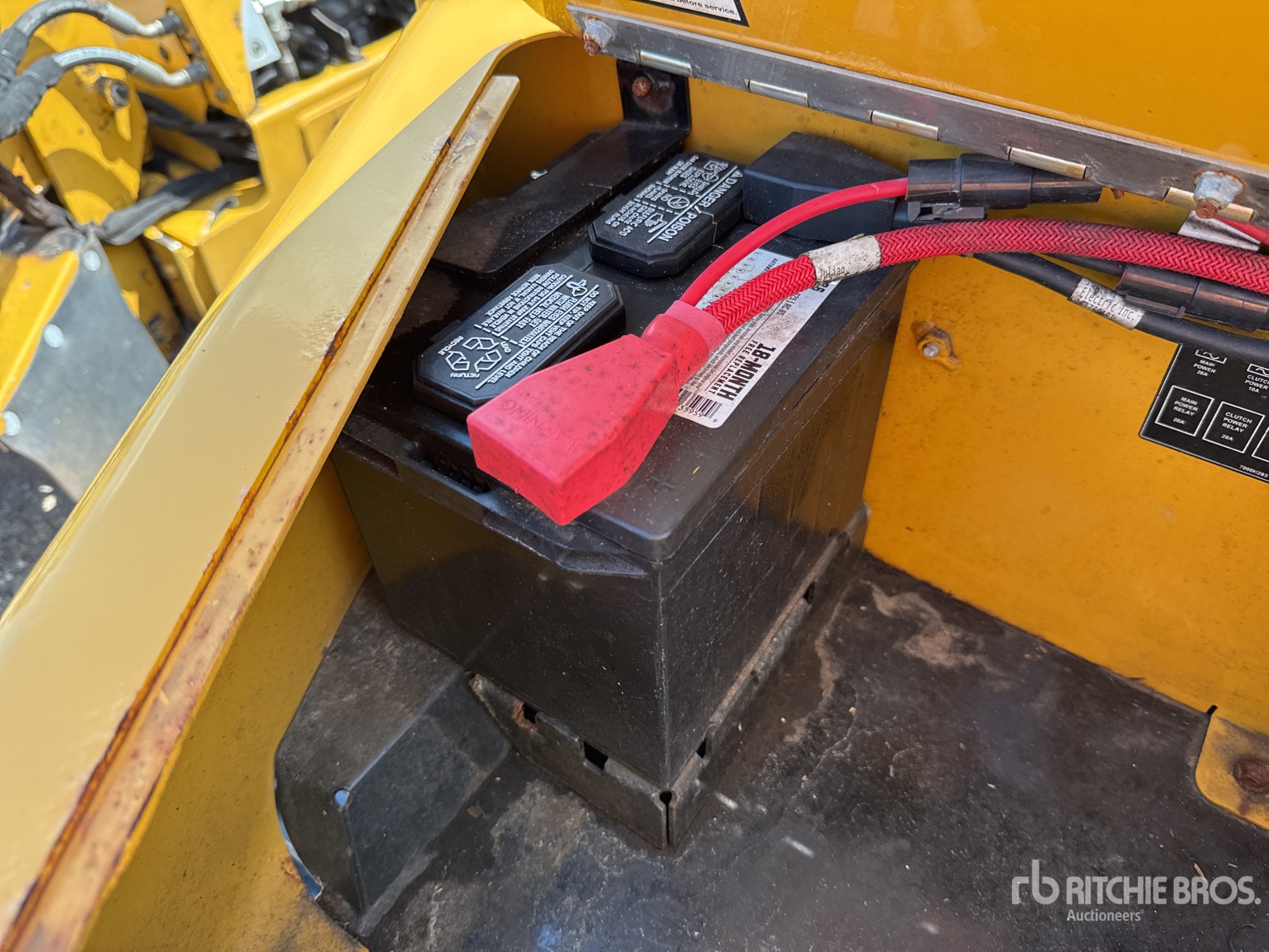 2024 Vermeer SC382