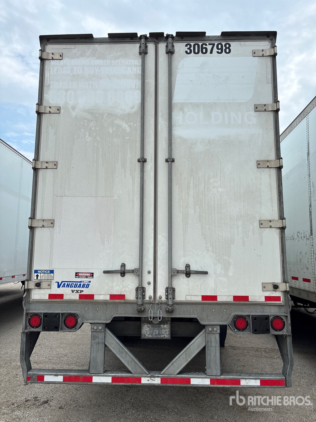 2023 Vanguard 53 ft x 102 in T/A