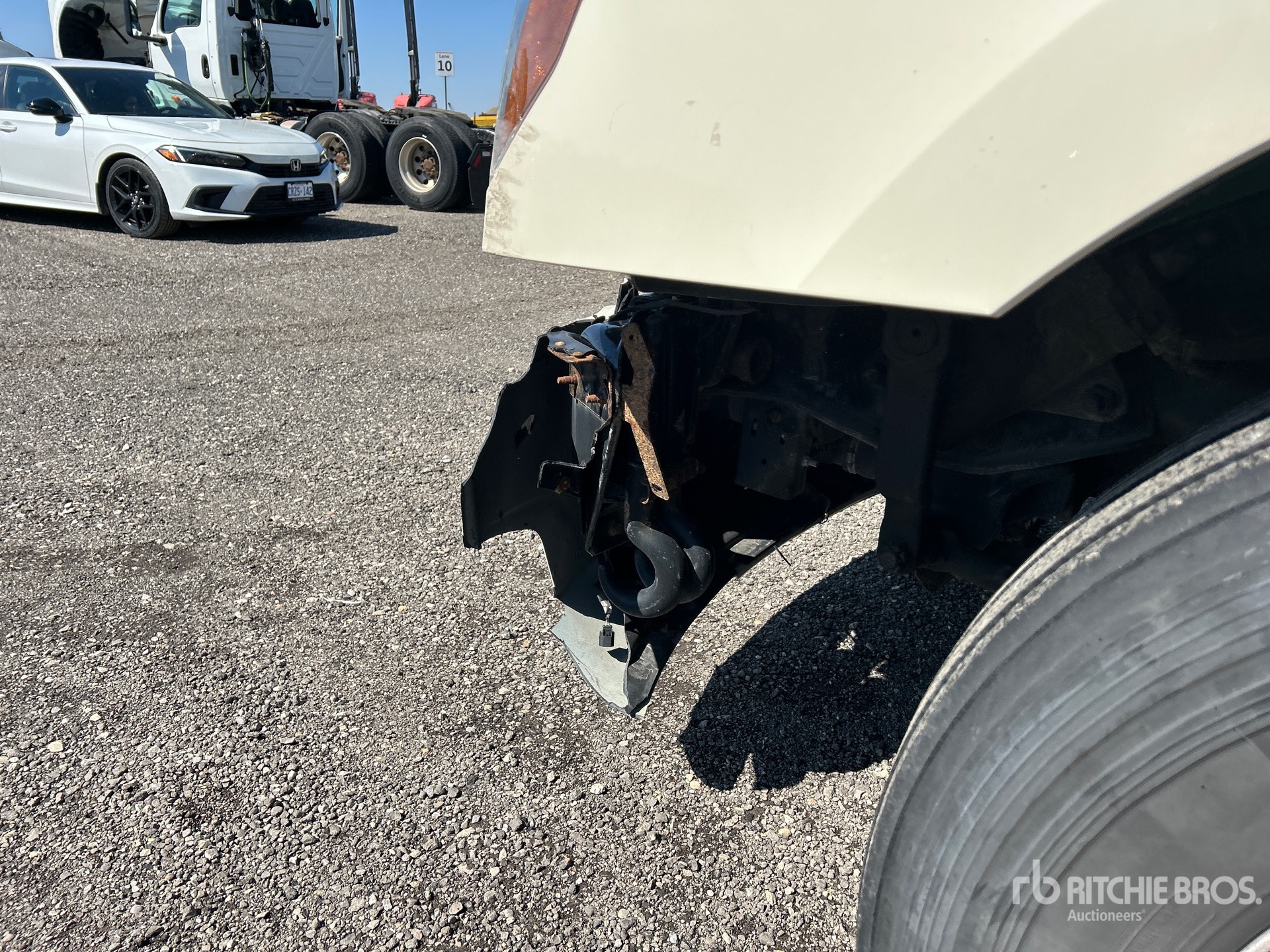2020 Freightliner CASCADIA 126