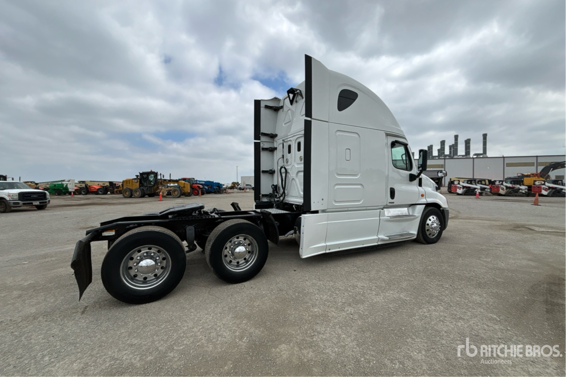 2014 Freightliner CASCADIA 125
