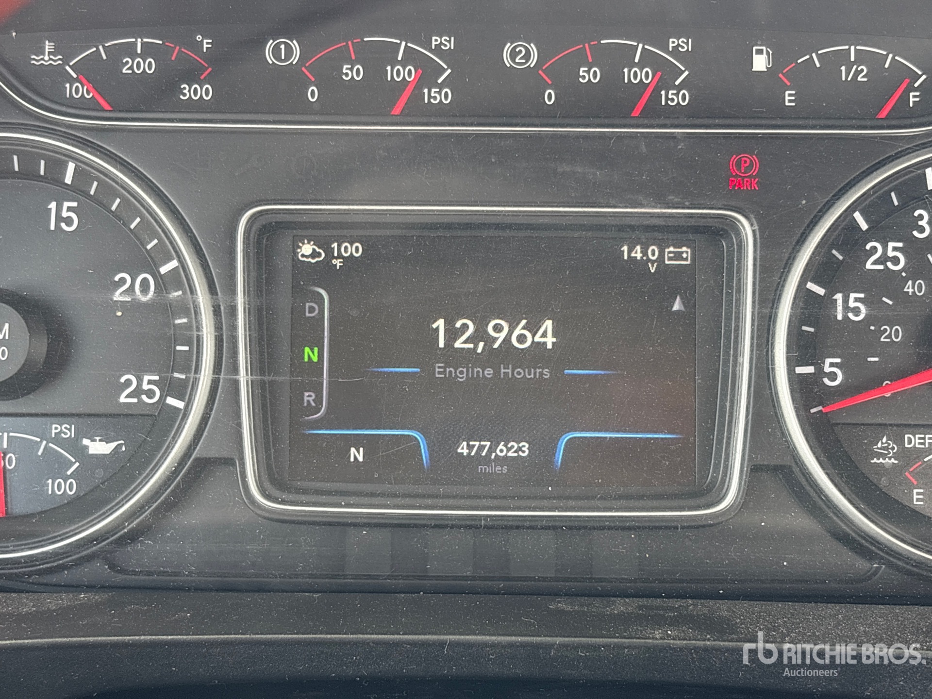 2020 International RH613