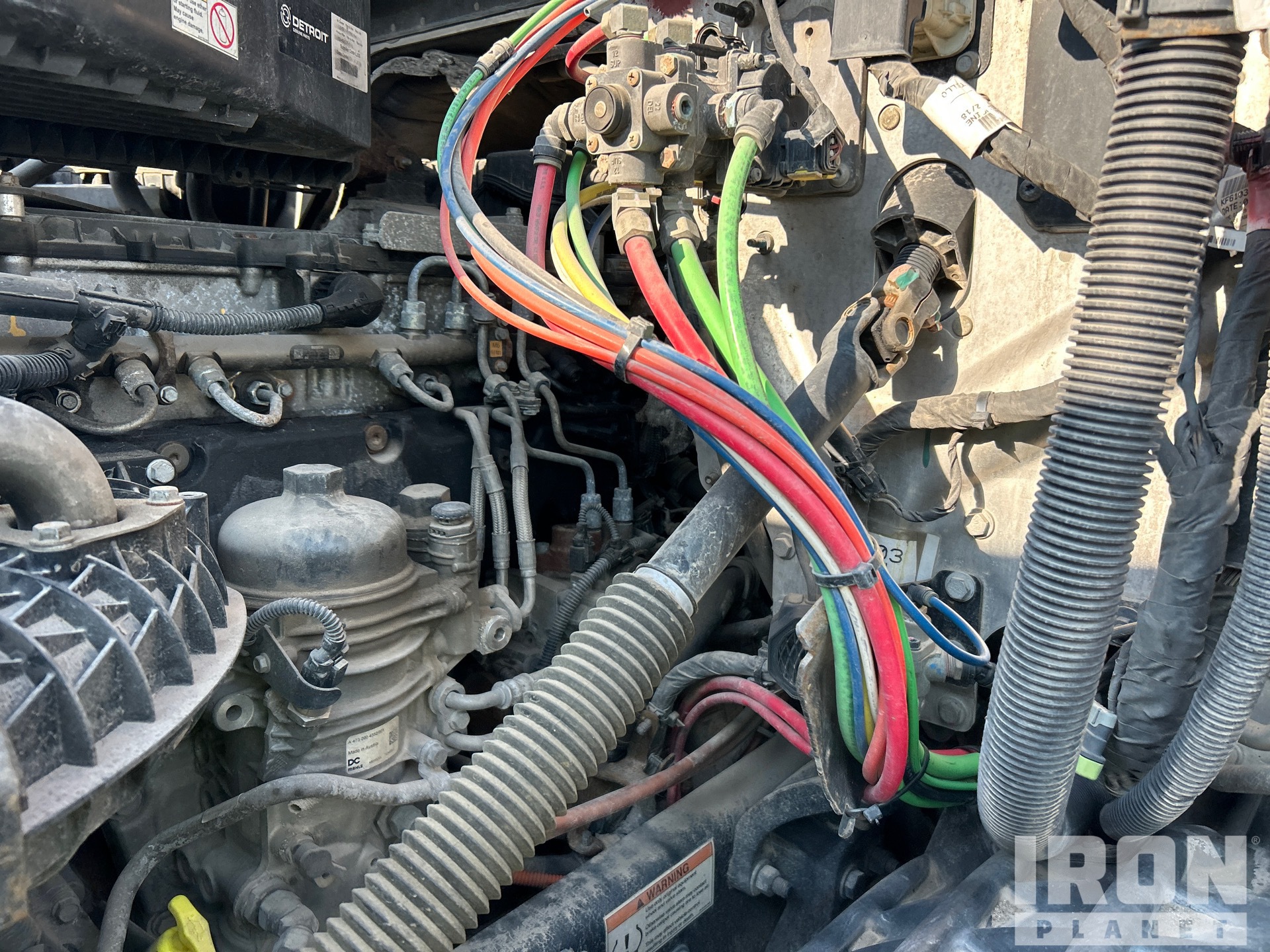 2019 Freightliner CASCADIA 126