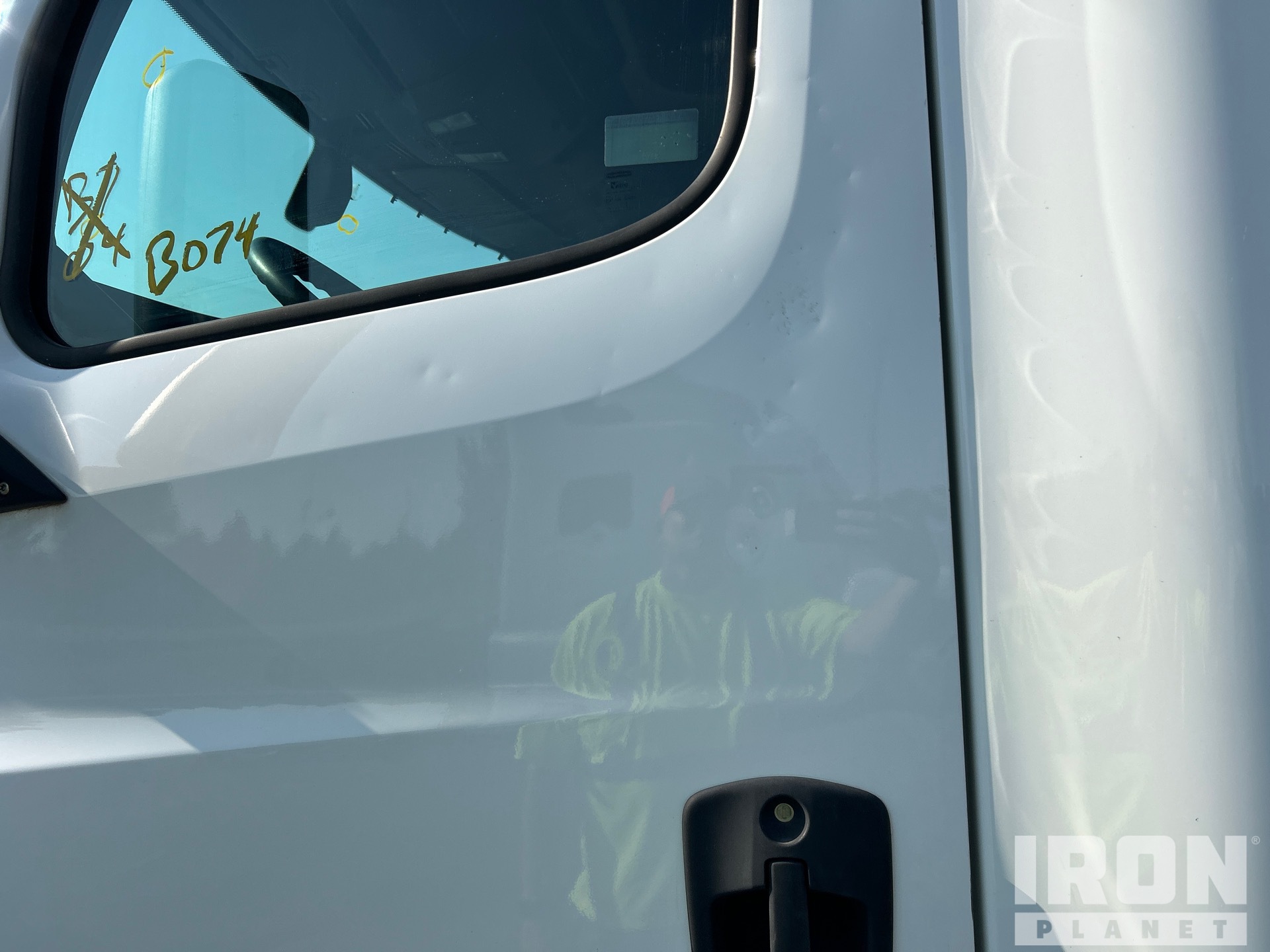 2019 Freightliner CASCADIA 126